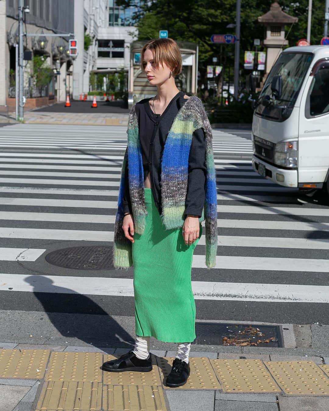 PERVERZE_OFFICIALさんのインスタグラム写真 - (PERVERZE_OFFICIALInstagram)「#PERVERZE_AW23 Collection is now available online.  “ Gradient Stripe Wide Cardigan ” color. Green , Orange , Black  “ Rib Line Dress ” color. Green , Black , Cream  Discover the collection on our online and @perverze_minamiaoyama . #PERVERZE #AW23」11月19日 19時07分 - perverze_official