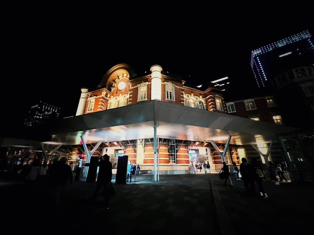 森本ナムアさんのインスタグラム写真 - (森本ナムアInstagram)「#tokyostation #東京駅　#picture  #tokyo #camera #cameranamu」11月19日 19時00分 - namua_morimoto