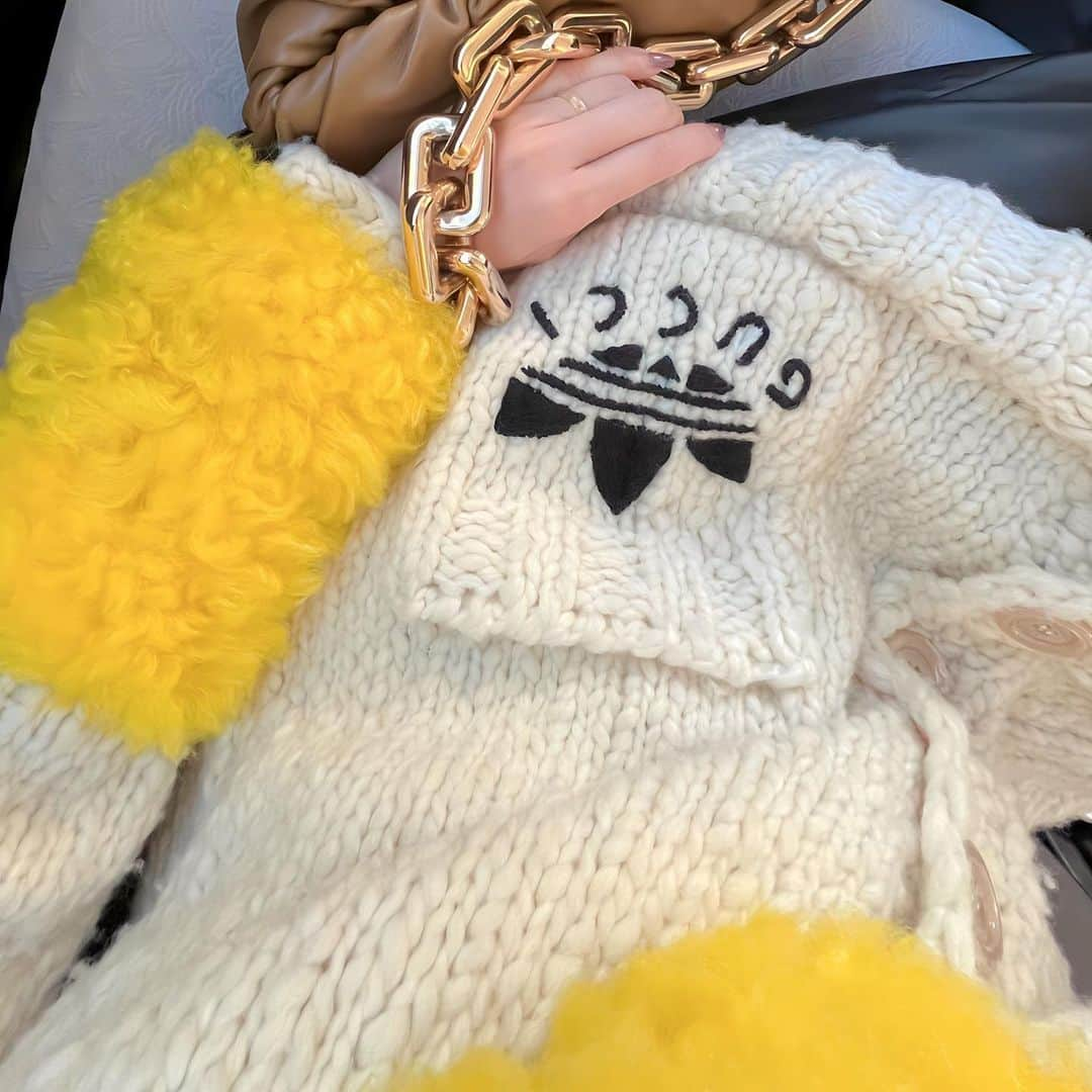 fuka3さんのインスタグラム写真 - (fuka3Instagram)「💛 @gucci @adidasoriginals . #gucciadidas #gucci #adidas #adidasoriginals #japan#japanese . #グッチアディダス」11月19日 19時14分 - fuka3