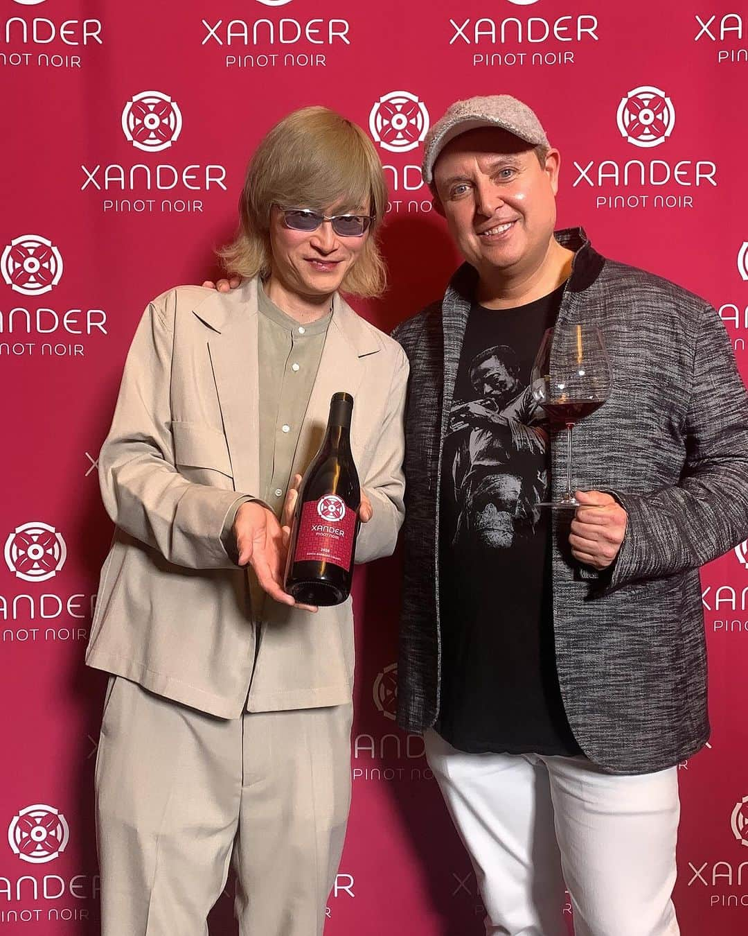 頼朝のインスタグラム：「California　WINE zandersorenwine  元Apple社役員ザンダー氏と。。 ローンチパーティーでした^ - ^ #wine  #california  #zandersoren  #apple  #エディション」