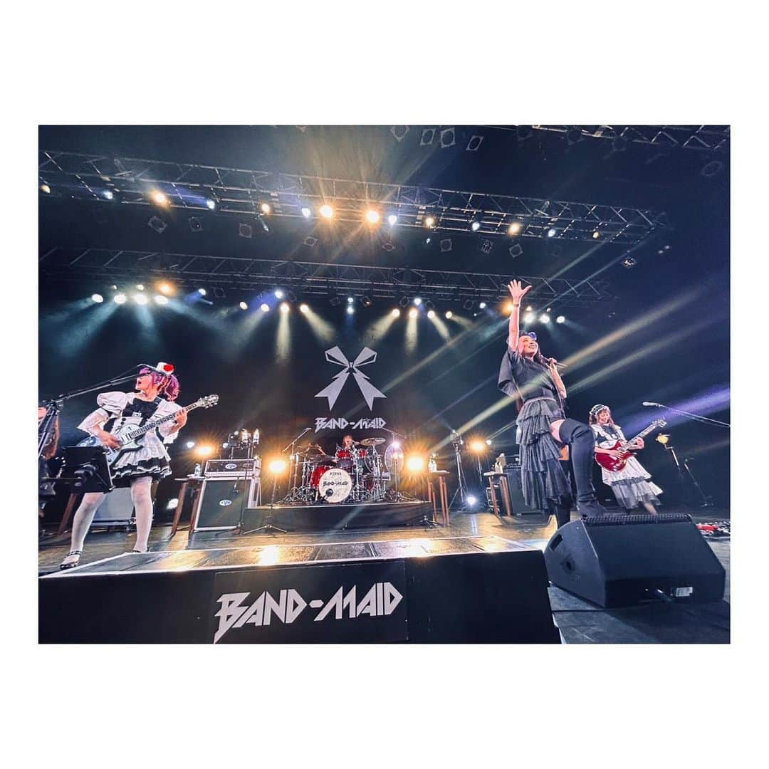 廣瀬茜さんのインスタグラム写真 - (廣瀬茜Instagram)「BAND-MAID 10TH ANNIVERSARY TOUR in JAPAN  2023.10.1@松山SALONKITTY(📷1~3) 2023.10.7@秋田Club SWINDLE(📷4～6) 2023.10.9@仙台GIGS(📷7~10)」11月19日 19時34分 - akane_bandmaid