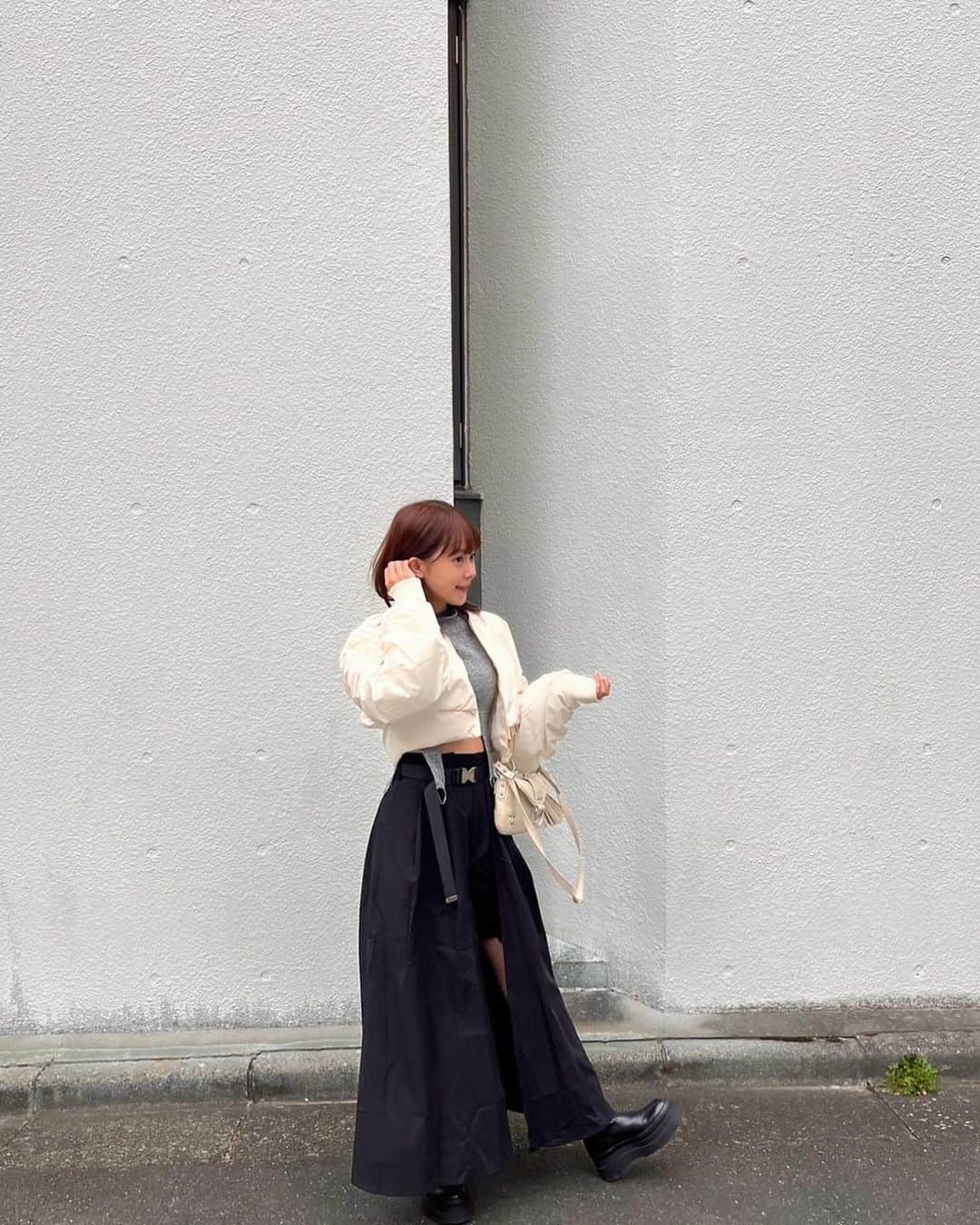 古川杏さんのインスタグラム写真 - (古川杏Instagram)「❄️☃️  ショートダウンずっと欲しくて腕のサイドのデザインもかわいくて一目惚れ♡  全身だいすきなコーデ( ♥︎ᴗ♥︎ )  #あんこーデ」11月19日 19時31分 - ann_furukawa