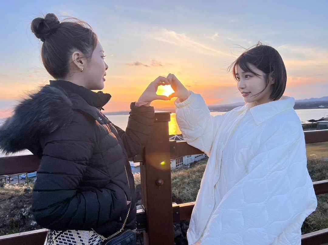 唯井まひろさんのインスタグラム写真 - (唯井まひろInstagram)「済州島の夕陽とっても綺麗だった！」11月19日 19時35分 - tadai_mahiro