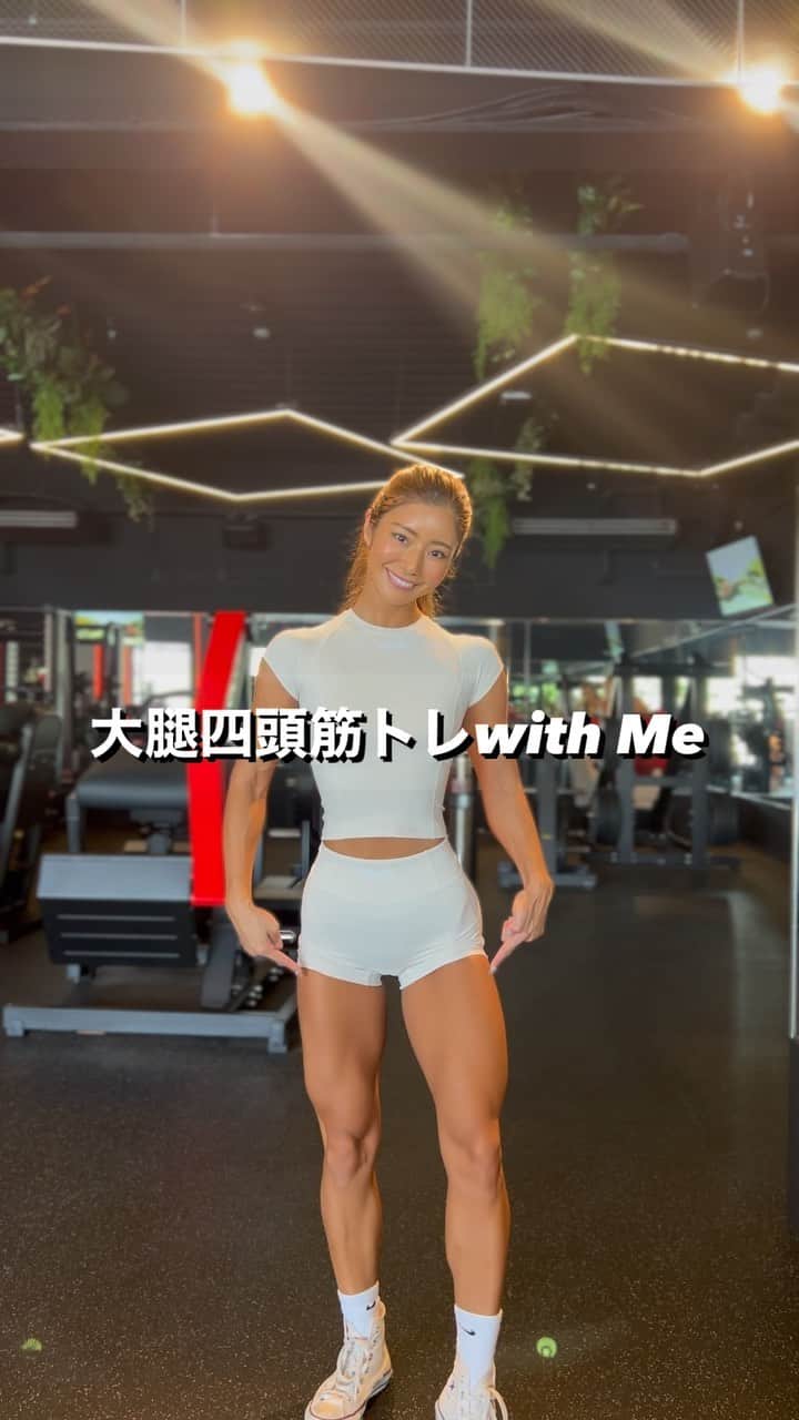 田上舞子のインスタグラム：「脚を鍛えるとウエストが細く見えるという"裏ワザ"みんなは使ってる？😍🩷 If you work out your legs hard, your waist will look thinner🥰 @vqfitwomen  @vqfit」