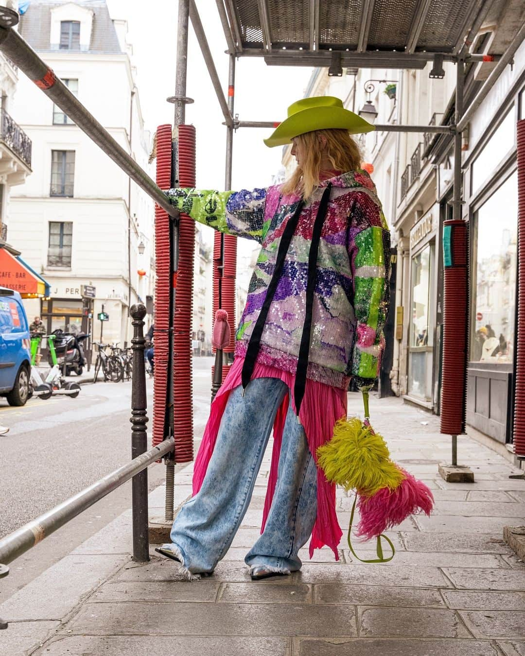 Marques Almeidaのインスタグラム：「Casual cool Sunday in Acid Wash denim and Sequin hoodie. 💚💖  Shop full look at marquesalmeida.com  #marquesalmeida #howdoyouwearyourma」