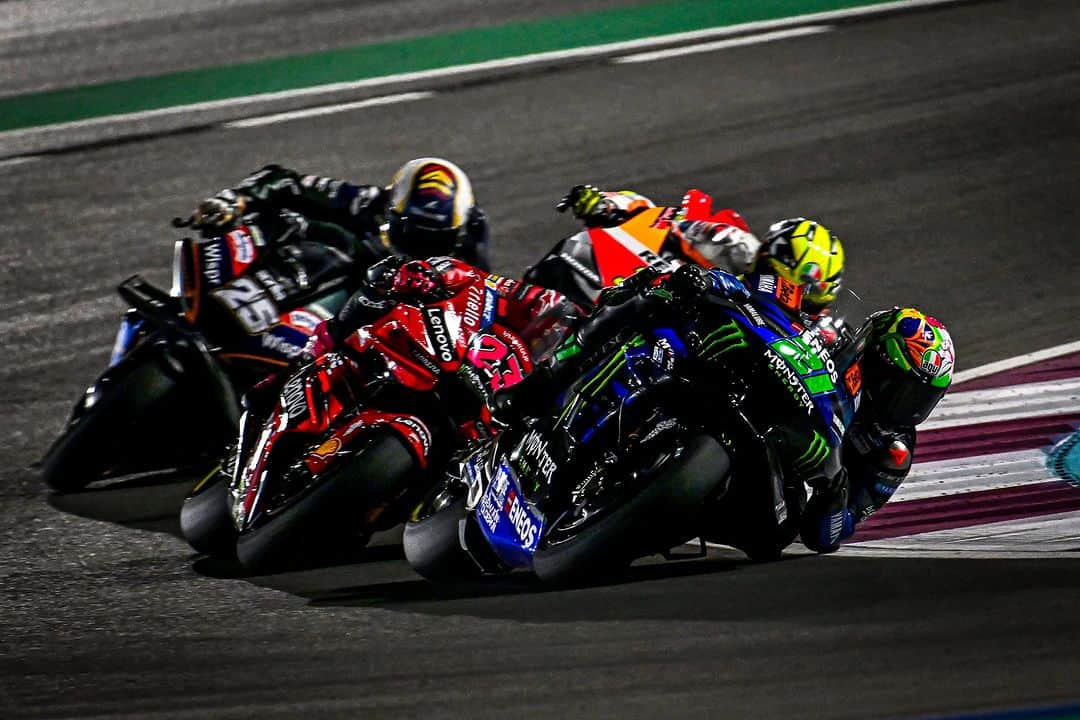 YamahaMotoGPさんのインスタグラム写真 - (YamahaMotoGPInstagram)「💬 @frankymorbido, Grand Prix of Qatar - Race Result - 16th:  "It was a strange race. I was expecting a totally different kind of performance. The feeling with the tyre was not normal. I was faster in Warm Up with the used tyres from Friday and in hot conditions then I was this evening with new tyres and in race mode. It’s like this at this track."  #MonsterYamaha | #MotoGP | #QatarGP」11月20日 6時26分 - yamahamotogp