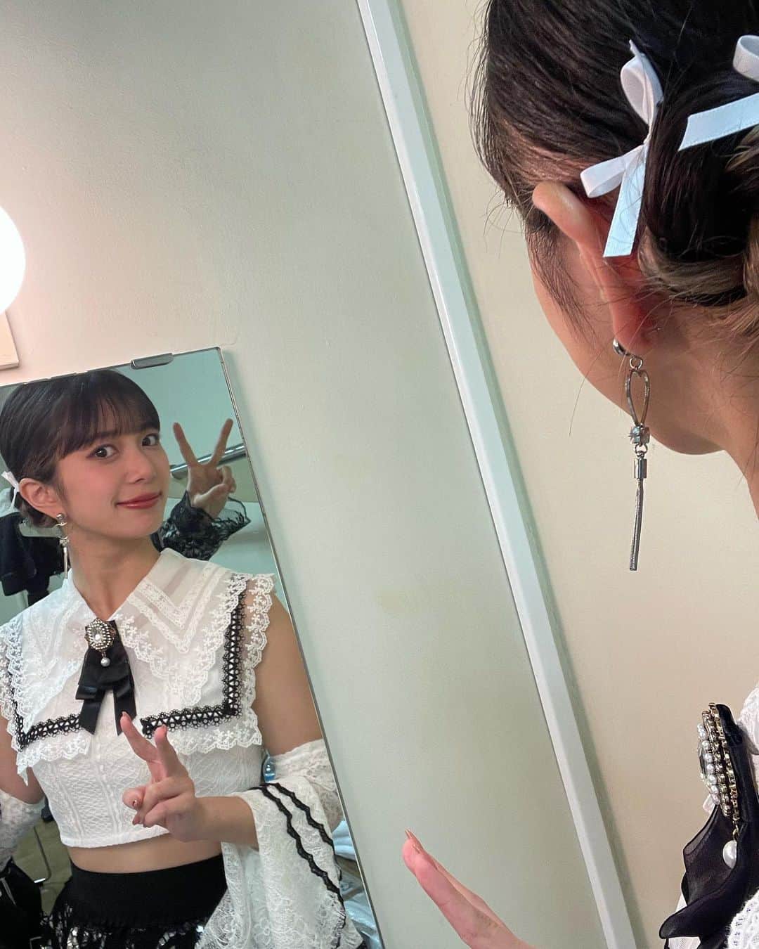 のインスタグラム：「・ ・ ツアーホール千秋楽 仙台ありがとうございました！  笑い疲れた👯  #juicejuice #井上玲音」