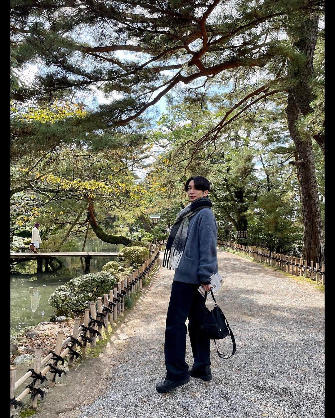 桜井雅斗のインスタグラム：「気取ってみました😉」