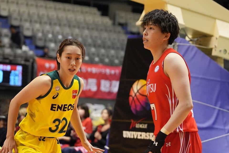 林咲希のインスタグラム：「11月18日、19日 vs ENEOS  2日間たくさんの応援ありがとうございました！！ いろんな経験をした濃い2日間でした。  しっかりと次の試合、練習に向けて整理して、みんなでまたレベルアップできるよう頑張ります！  2日間本当にたくさんの応援ありがとうございました！！  そして1000得点達成しました🙇🏻‍♀️ 今まで関わって来た方々のおかげです。みんなに感謝してこれからも精一杯頑張り続けます！  ルイさんも3000得点おめでとう！！ そしてアキおかえり✨  #富士通レッドウェーブ  #wリーグ  また次会う時までに成長した姿で会えるよう頑張るのみ」