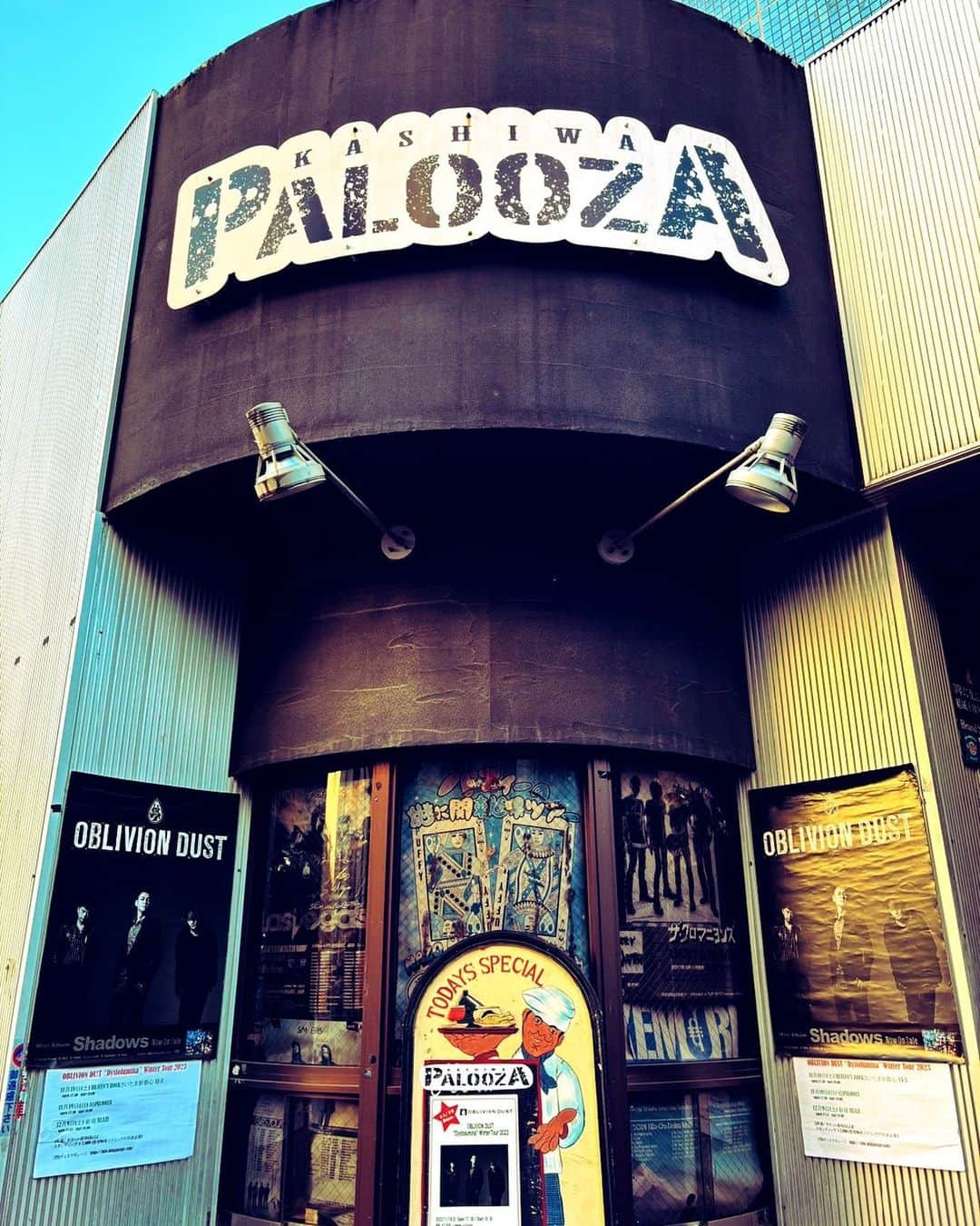 K.A.Zさんのインスタグラム写真 - (K.A.ZInstagram)「ツアー2本👀  柏PALOOZA お疲れ様  皆んなの笑顔が素敵でした  次の週末、土曜日は名古屋  お楽しみに⭐️」11月19日 23時33分 - k.a.z1011