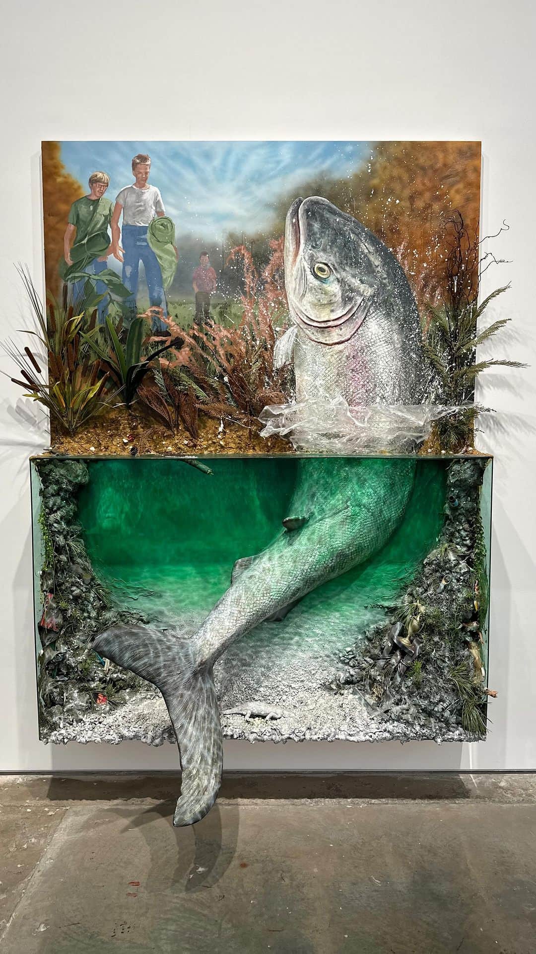 Juxtapoz Magazineのインスタグラム：「@mysticfishstick painting/sculpture at @vitoschnabelgallery」