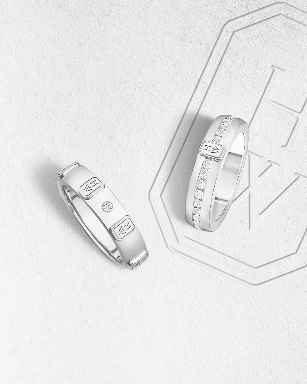 ハリー・ウィンストンのインスタグラム：「Featuring the House’s hallmark lozenge inscribed with our iconic “H” and “W” initials, a pair of HW Logo wedding bands brilliantly seals the promise of a lifetime. Tap the link in bio to discover contemporary HW Logo jewels for your special day. #HWLogo #HarryWinston」