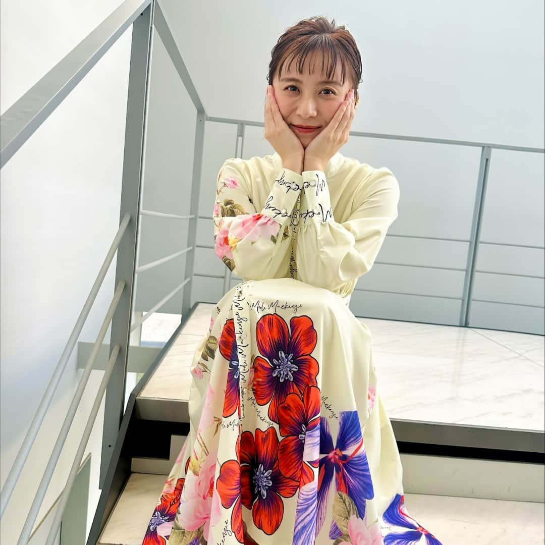 テレビ朝日アナウンサー公式さんのインスタグラム写真 - (テレビ朝日アナウンサー公式Instagram)「朝は #山本アナ 出演！ #グッド！モーニング 「先日からエンタメ検定も担当しています！みなさんぜひご参加ください^ ^よろしくお願いします♡ 小顔に撮れた写真を添付します（笑）」#山本雪乃」11月20日 0時01分 - tvasahi_announcers