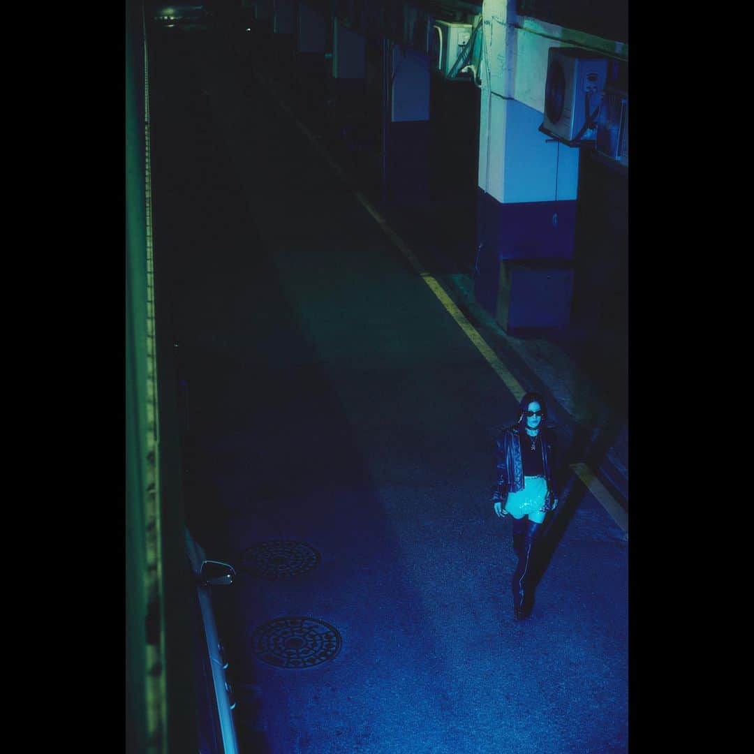 SMエンターテインメントのインスタグラム：「TAEYEON 태연 'To. X' Image Teaser  TAEYEON 태연 The 5th Mini Album ‘To. X’  🎧 2023.11.27 6PM KST  💿 Pre-Order & Pre-Save  https://taeyeon.lnk.to/to.x  #태연 #TAEYEON @taeyeon_ss @taeyeon.smofficial @girlsgeneration  #ToX #TAEYEONToX #소녀시대 #GirlsGeneration」
