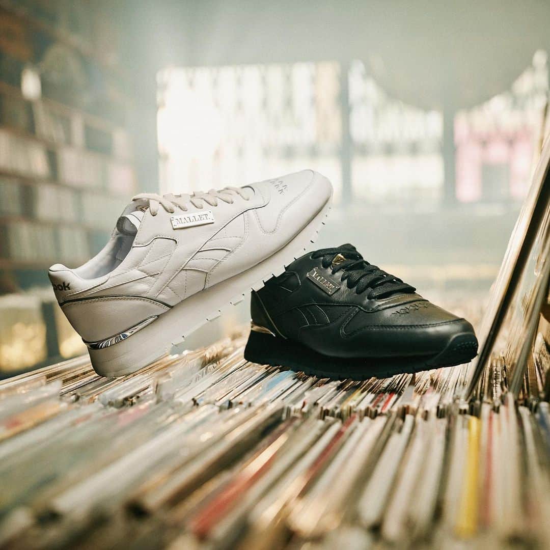 Reebokのインスタグラム：「The Classic Leather, in Triple Black & White.  Available from 30th November at Mallet.com  #BeforeNowForever」