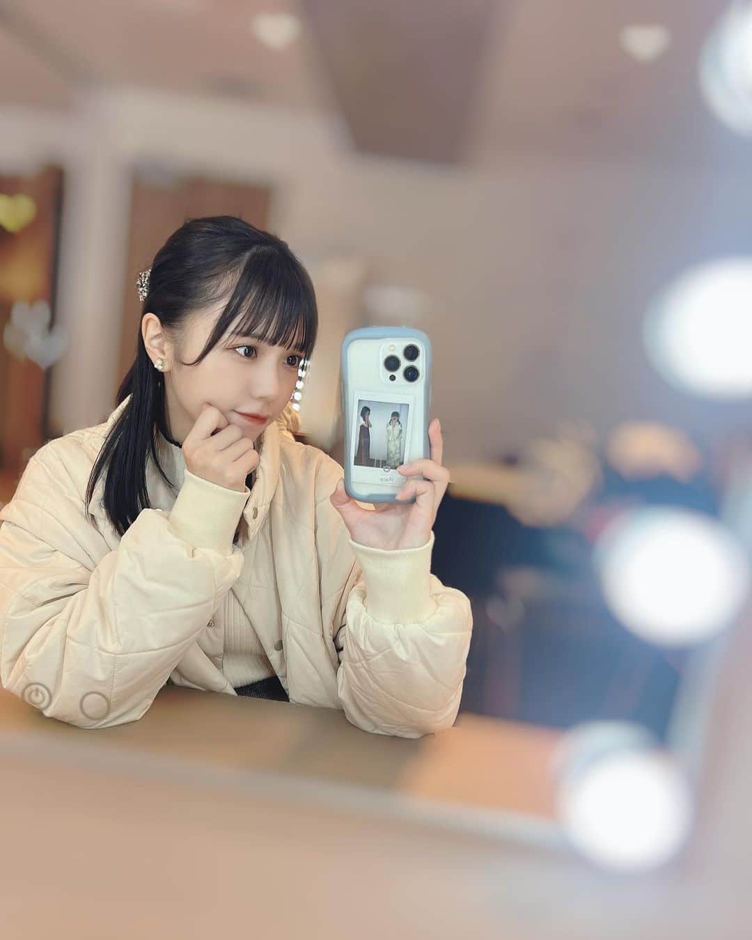 日南遥のインスタグラム：「💡 ⁡ ⁡ こんばんは〜 ⁡ 今日は、Gran☆ Cielさん主催2マンライブ ありがとうございましたー！ ⁡ ちと早めの時間でしたが 会いに来てもらえて嬉しかったです🤤 ⁡ ⁡ ライブの後は手羽セン㌠お仕事でした🐓 ⁡ 報告が楽しみなお仕事してきたので 楽しみにしててください〜🌿‬  ⁡ ⁡ 1週間あっという間だった〜〜☁️ ⁡ 日曜日おつかれさまでした！ またあした！」