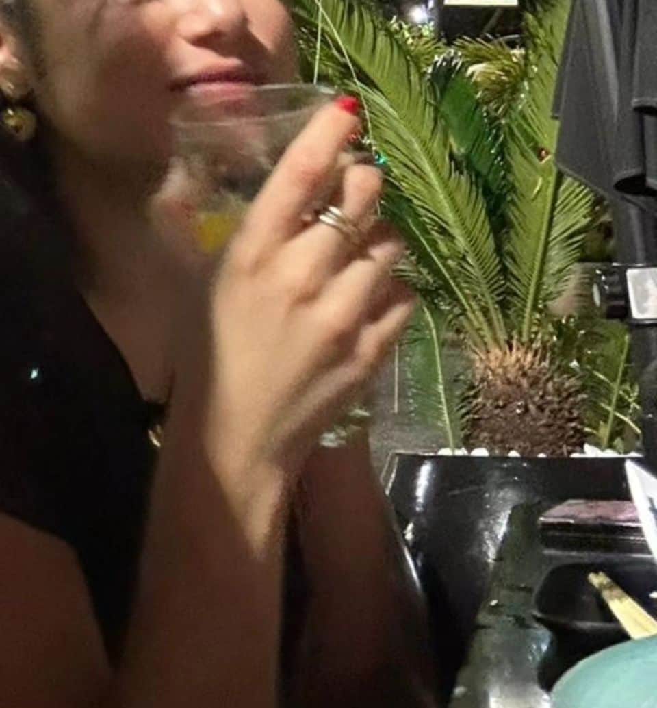 Maisa Silvaさんのインスタグラム写真 - (Maisa SilvaInstagram)「valeu o risco!!! 🇧🇷🐶🌡🫶🏼⛱️」11月20日 1時32分 - maisa