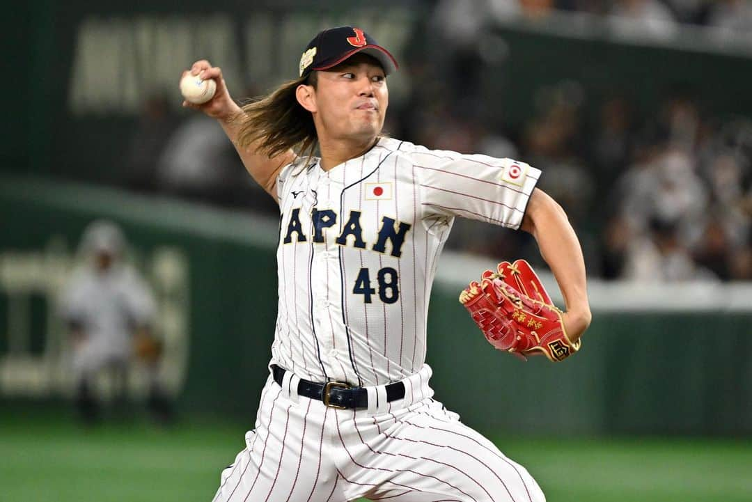 侍ジャパンさんのインスタグラム写真 - (侍ジャパンInstagram)「19日、東京ドームで「カーネクスト アジアプロ野球チャンピオンシップ2023」の決勝戦が行われ、韓国と対戦した侍ジャパン。延長タイブレークの末に門脇誠選手のサヨナラ打で4対3と逆転サヨナラ勝ちを収め、大会連覇を果たしました。  https://www.japan-baseball.jp/jp/news/press/20231119_1.html  #侍ジャパン #アジチャン #井端弘和 #今井達也 #牧秀悟 #根本悠楓 #万波中正 #桐敷拓馬 #古賀悠斗 #門脇誠」11月20日 1時31分 - samuraijapan_official