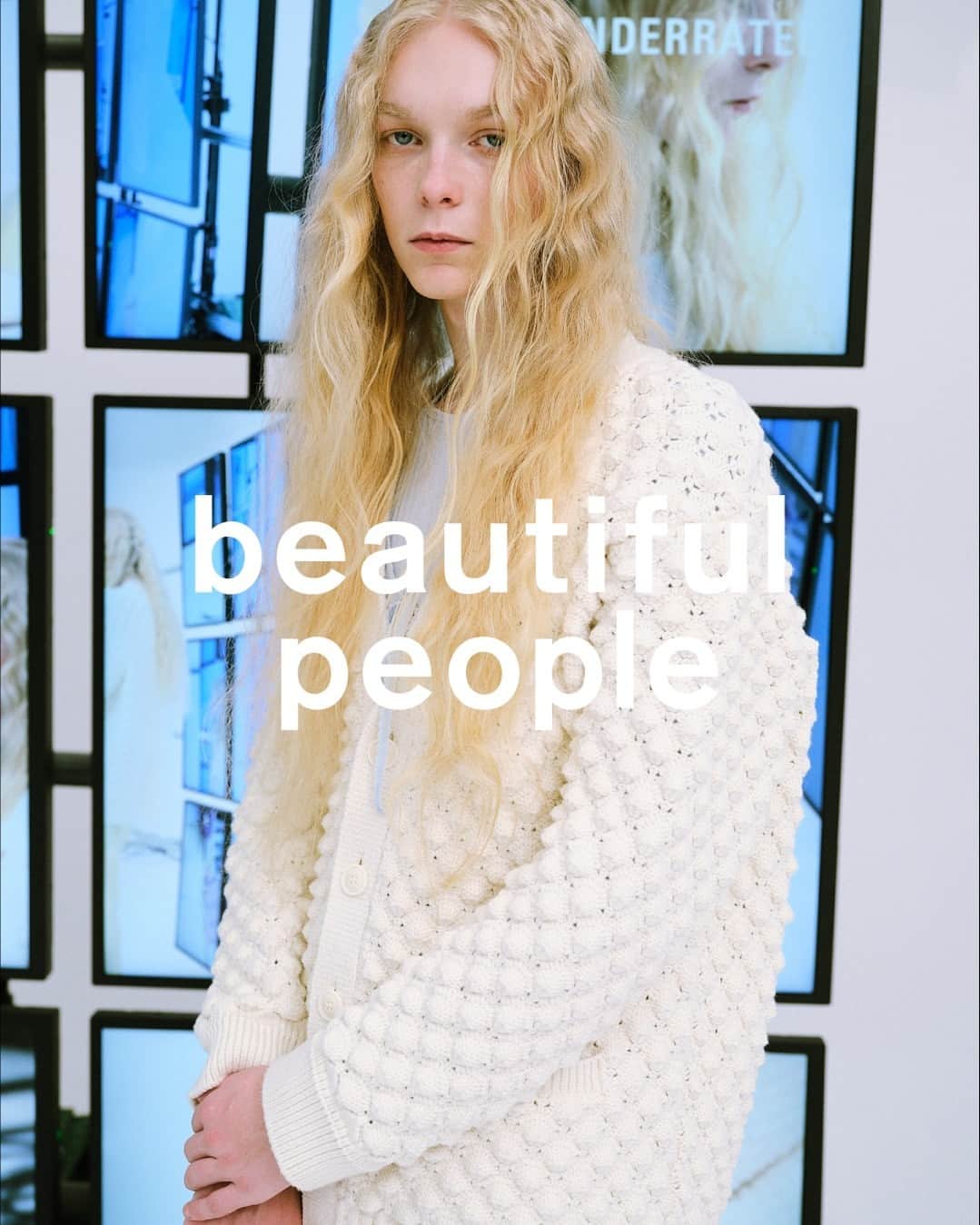 ビューティフルピープルさんのインスタグラム写真 - (ビューティフルピープルInstagram)「Pre-Spring 2024 Collection⁠ "FREE FROM STEREOTYPES"⁠ ⁠ ◻︎cotton shark skin knitting cardigan⁠ color: ⁠charcoal/pink/ecru⁠ size: 34/38⁠/42⁠ ⁠ ◻︎cotton shark skin knitting pullover⁠ color: ⁠charcoal/pink/ecru⁠ size: 36/38⁠ ⁠ ⁠ サメ肌をインスピレーションにしたユニークな柄行のカーディガン。ざらつきのあるサメ肌の質感をニット特有の凹凸感の出る編み方で表現しています。ローゲージの凹凸感で成型編みのニットらしさを感じます。 ⁠わたに近い状態の綿糸を杢糸状態に組んだリリヤーン糸を使用⁠。撚りのない綿糸は光沢感を残しつつも、しっとりと柔らかな質感を持ち合せています。綿でありながらも温かみのある風合いが特徴⁠です。 ⁠ ⁠ －－－⁠ ⁠ 固定概念から自由になる。⁠ ⁠ 私たちには「英国的だね」「西海岸の雰囲気だ」 ⁠ というステレオタイプのイメージが存在する。⁠ ⁠ それは玄人にも素人にも。⁠ ⁠ ステレオタイプを逆手にとって、⁠ 自由なクリエーションを表現しよう。⁠ ⁠ 普遍的な視点を変えるとどうなるのだろうか。⁠ ⁠⁠ 正面ではない別の角度からとらえることで昇華するパターン。⁠ ディテールを異なる位置、異なる素材に置き換えることで生まれる新たなデザイン。⁠ ⁠ 固定された概念から解き放たれ、 ⁠ 新しいものさしを携えるコレクション。⁠ ⁠ ⁠ What happens when you reverse the stereotypes and express your free creation?⁠ What happens when you change the universal point of view?⁠ ⁠ Patterns sublimate by being seen from a different angle than the front. New designs are created by replacing details with different positions and materials.⁠ ⁠ A collection design based on the classic items but breaking free from the normals.⁠ A collection that is free from fixed concepts and carries a new perspective.⁠ ⁠ Free from stereotypes.⁠ ⁠ －－－⁠ ⁠ Pre-orders are now available on beautiful-people.jp. ⁠ Launch early-December. ⁠ ⁠ ■Online store⁠ www.beautiful-people.jp⁠ ※ 11/18 - 12/8 までの期間中に、予約分は国内送料無料にてお届けします。⁠ ⁠ ■Global Online store⁠ www.beautiful-people-creations-tokyo.com⁠ ⁠ ■ 青山店⁠⁠⁠⁠ 東京都港区南青山3-16-6⁠⁠⁠⁠ ⁠⁠⁠⁠ ■ 新宿伊勢丹店⁠ 伊勢丹新宿店本館2階　⁠⁠⁠⁠TOKYOクローゼット/リ・スタイルTOKYO⁠⁠⁠⁠ ⁠⁠⁠⁠ ■ 渋谷PARCO店⁠ 渋谷パルコ2階⁠ ⁠ ■ ジェイアール名古屋タカシマヤ店⁠ ジェイアール名古屋タカシマヤ4階　モード＆トレンド「スタイル＆エディット」⁠⁠⁠⁠ ⁠⁠⁠⁠ ■⁠阪急うめだ店⁠ 阪急うめだ本店3階　モード⁠⁠⁠⁠ ⁠ #beautifulpeople⁠ #ビューティフルピープル⁠ #DOUBLEEND⁠ #ダブルエンド⁠ #FreefromStereotypes⁠ #everythingisbeautiful⁠ ⁠」11月20日 7時05分 - beautifulpeople_officialsite