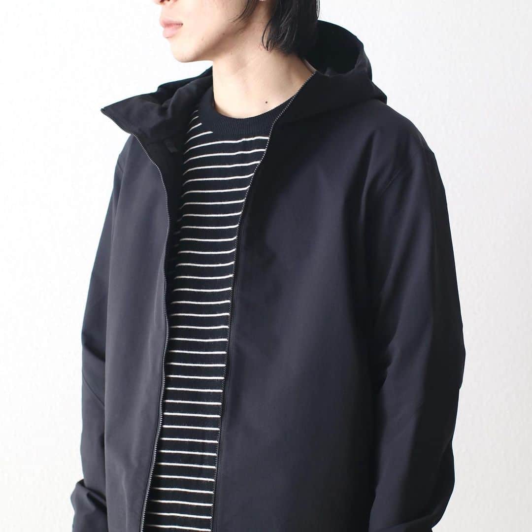 のインスタグラム：「_ ARC’TERYX VEILANCE / アークテリクス ヴェイランス “Isogon MX Jacket” ¥ 73,700- _ 〈online store / @digital_mountain〉 https://www.digital-mountain.net  _ 【オンラインストア#DigitalMountain へのご注文】 *24時間受付 *14時までのご注文で即日発送　 tel：084-973-8204 _ We can send your order overseas. Ordering procedure details can be found here. >>http://www.digital-mountain.net/html/page56.html  _ #veilance #ヴェイランス _ 実店舗：@wonder_mountain_ #WonderMountain  〒720-0033  広島県福山市船町2-23 JR 「#福山駅」より徒歩10分 #ワンダーマウンテン #japan #hiroshima #福山 #福山市 #尾道 #倉敷 #鞆の浦 WOMEN/GOODS： @hacbywondermountain _」