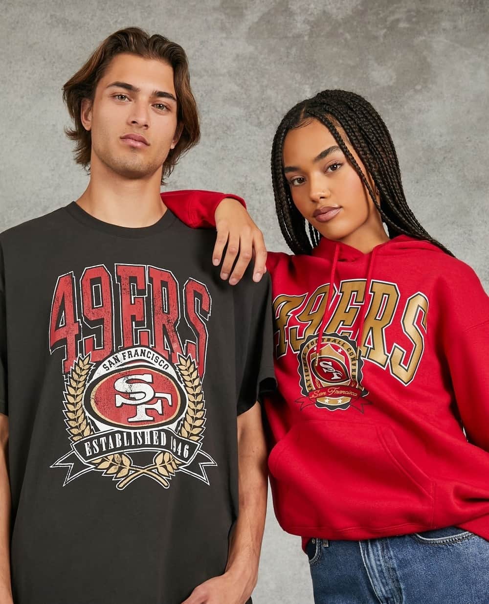 Forever 21 Menさんのインスタグラム写真 - (Forever 21 MenInstagram)「Matching with bae all szn, even on game day 🏈 #F21xNFLStyle @nflstyle」11月20日 1時50分 - forever21men
