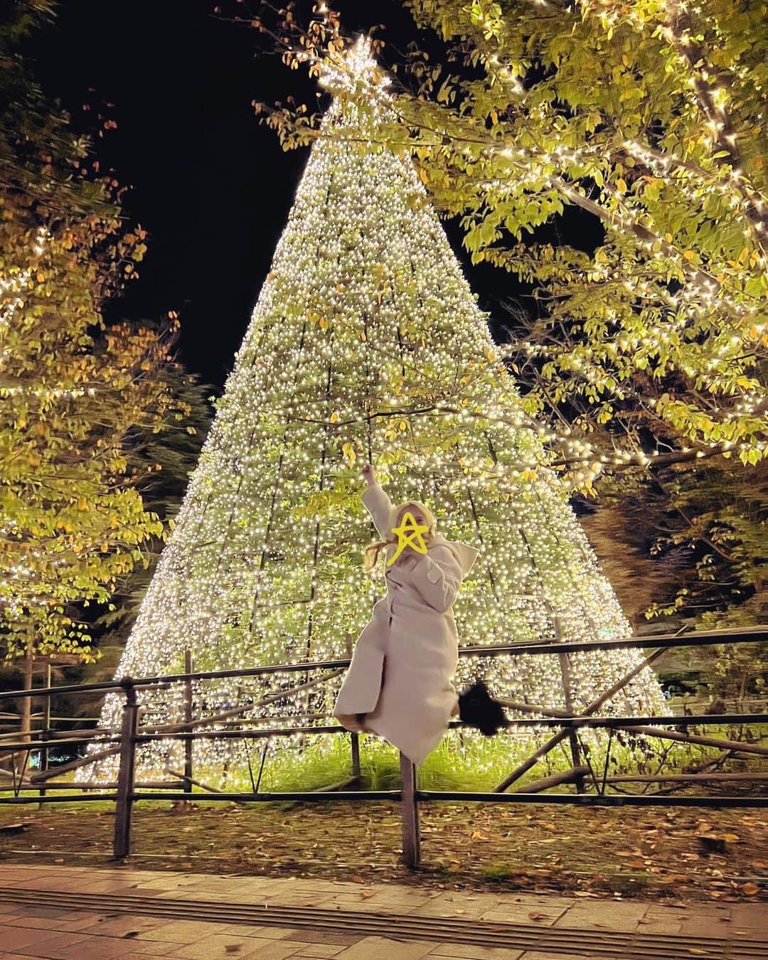 糸原沙也加さんのインスタグラム写真 - (糸原沙也加Instagram)「🌲普通に撮ってもらおうと思ったけど  「あ。待って、飛ぶわ！」 と思いつき  ジャーーンプ！💨 して満足\(◦˙-˙◦)/  の流れ📸✔️  #いとっちと過ごしたら」11月20日 1時57分 - sayaka_itohara