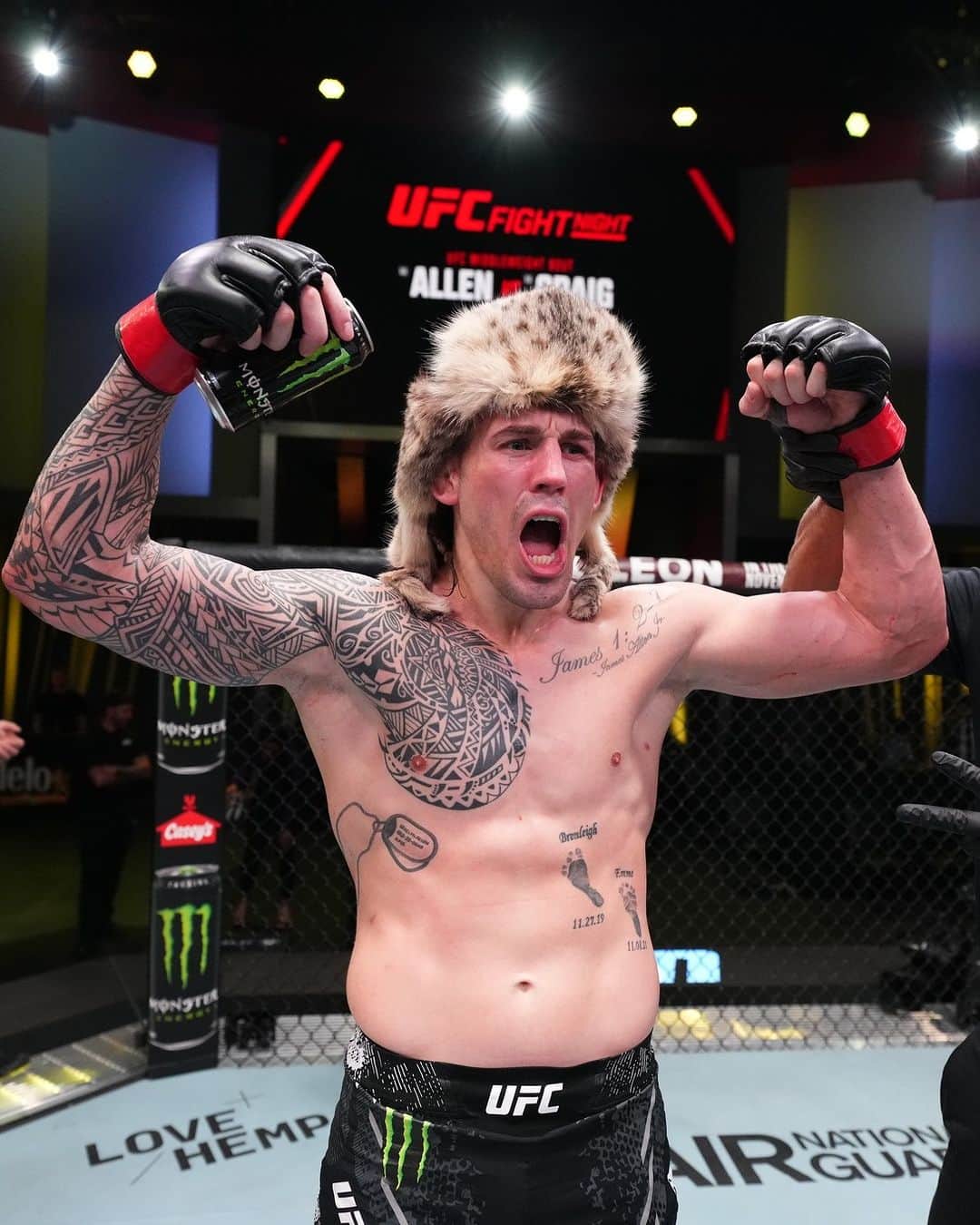 UFCのインスタグラム：「Last night @B_Allen185 pushed his win streak to six 👏 #UFCVegas82  Who do you want to see him in the Octagon with next? 👀」