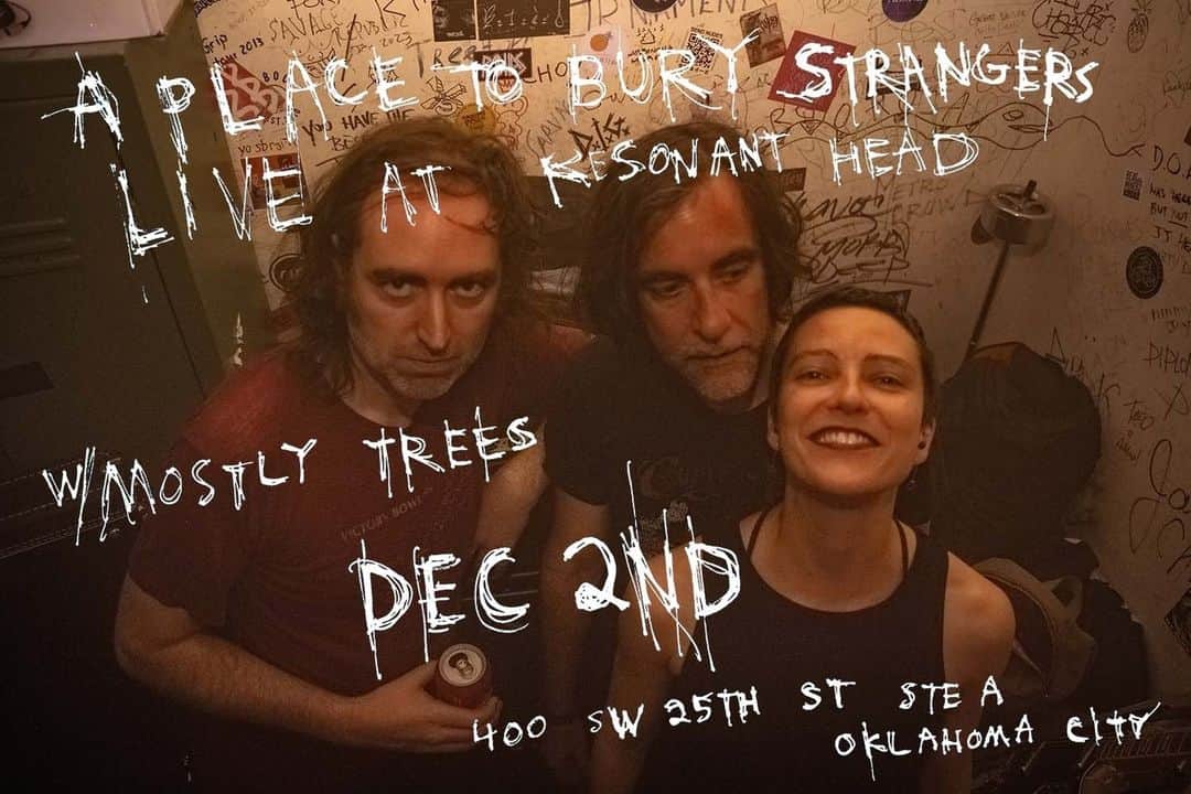 A Place to Bury Strangersのインスタグラム：「Bringing the dirt and grime from NYC to OKC. 23 days early for Christmas. Photo by @eetuorvokki」