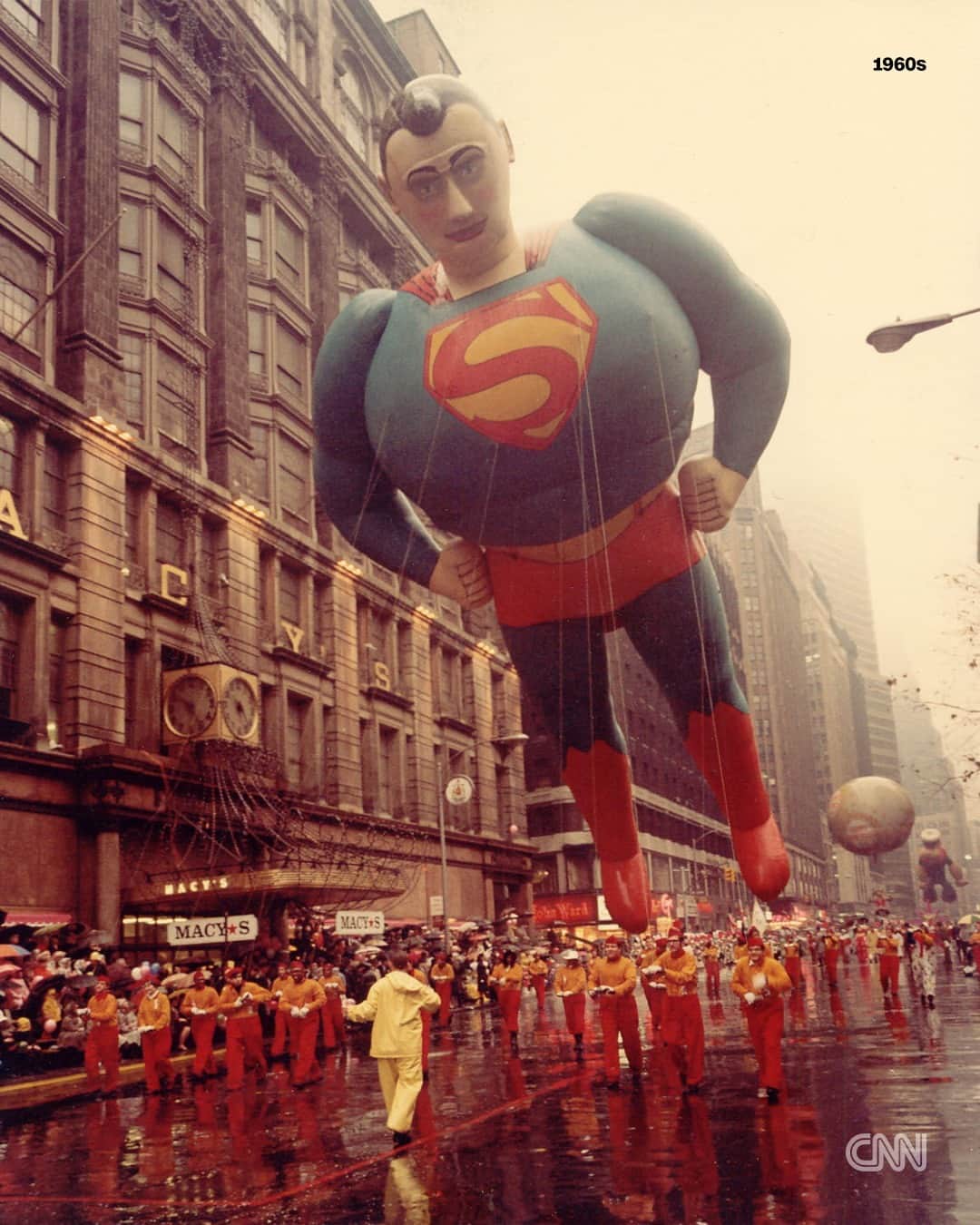 CNNさんのインスタグラム写真 - (CNNInstagram)「Now in its 99th year, the annual Macy's Thanksgiving Day Parade will soon bring together an unrivaled cast of balloon characters, along with floats, musical acts and spectators of all ages along New York City's streets.  Originally dubbed the Macy's Christmas Parade, the first event took off on November 24, 1924, in front of a crowd of 10,000. In 1927, Macy's changed its name to the Thanksgiving Day Parade, debuting balloons that same year. Parade onlookers hit the 1 million mark in the 1930s – while more recently, 3.5 million people have lined the streets to watch. The elements have thrown some challenges through the years, with rainy hiccups, blustery days and some snow, but the parade marches on.  Tap the link in our bio to explore more parade balloons through the years, and see how the New York landscape has changed alongside this beloved American holiday event.  📸: Sara Krulwich/The New York Times/Redux | AP | Bettmann Archive/Getty Images | John Phillips/The LIFE Picture Collection/Shutterstock | Bettmann Archive/Getty Images | Courtesy Macy's | Ira Berger/Alamy Stock Photo | Hiroji Kubota/Magnum | Joe Kohen/Getty Images | Carlo Allegri/Reuters」11月20日 2時21分 - cnn