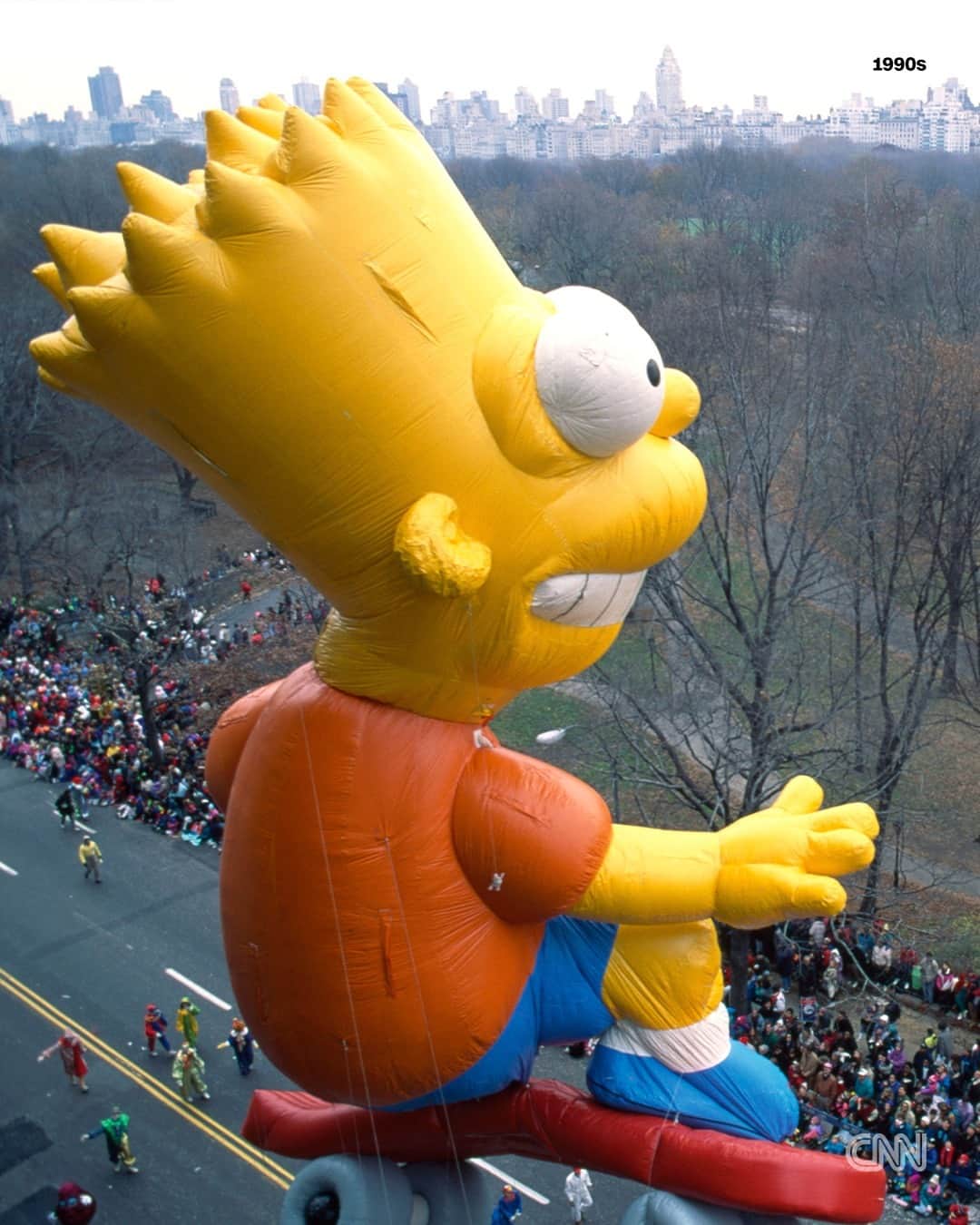 CNNさんのインスタグラム写真 - (CNNInstagram)「Now in its 99th year, the annual Macy's Thanksgiving Day Parade will soon bring together an unrivaled cast of balloon characters, along with floats, musical acts and spectators of all ages along New York City's streets.  Originally dubbed the Macy's Christmas Parade, the first event took off on November 24, 1924, in front of a crowd of 10,000. In 1927, Macy's changed its name to the Thanksgiving Day Parade, debuting balloons that same year. Parade onlookers hit the 1 million mark in the 1930s – while more recently, 3.5 million people have lined the streets to watch. The elements have thrown some challenges through the years, with rainy hiccups, blustery days and some snow, but the parade marches on.  Tap the link in our bio to explore more parade balloons through the years, and see how the New York landscape has changed alongside this beloved American holiday event.  📸: Sara Krulwich/The New York Times/Redux | AP | Bettmann Archive/Getty Images | John Phillips/The LIFE Picture Collection/Shutterstock | Bettmann Archive/Getty Images | Courtesy Macy's | Ira Berger/Alamy Stock Photo | Hiroji Kubota/Magnum | Joe Kohen/Getty Images | Carlo Allegri/Reuters」11月20日 2時21分 - cnn