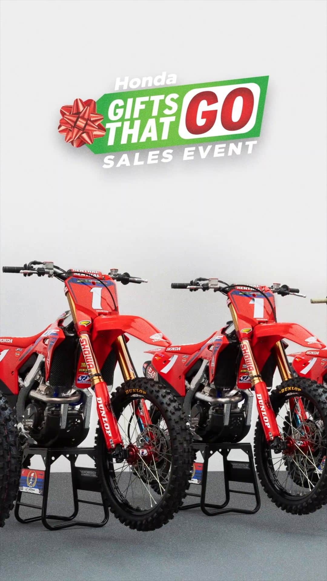 Honda Powersports USのインスタグラム：「Join us in celebrating a record-breaking 6 championships in a single year! Check out the #GiftsThatGo event for special deals and exclusive graphics kits.」