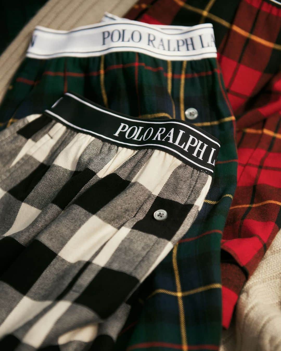 Polo Ralph Laurenのインスタグラム：「Our cozy #PoloRLStyle women’s boxers feature a #PoloRalphLauren logo waistband and are crafted in a range of Buffalo Check, Polo Tartan, and Wallace Plaid.   Shop #PoloIntimates via the link in bio.」
