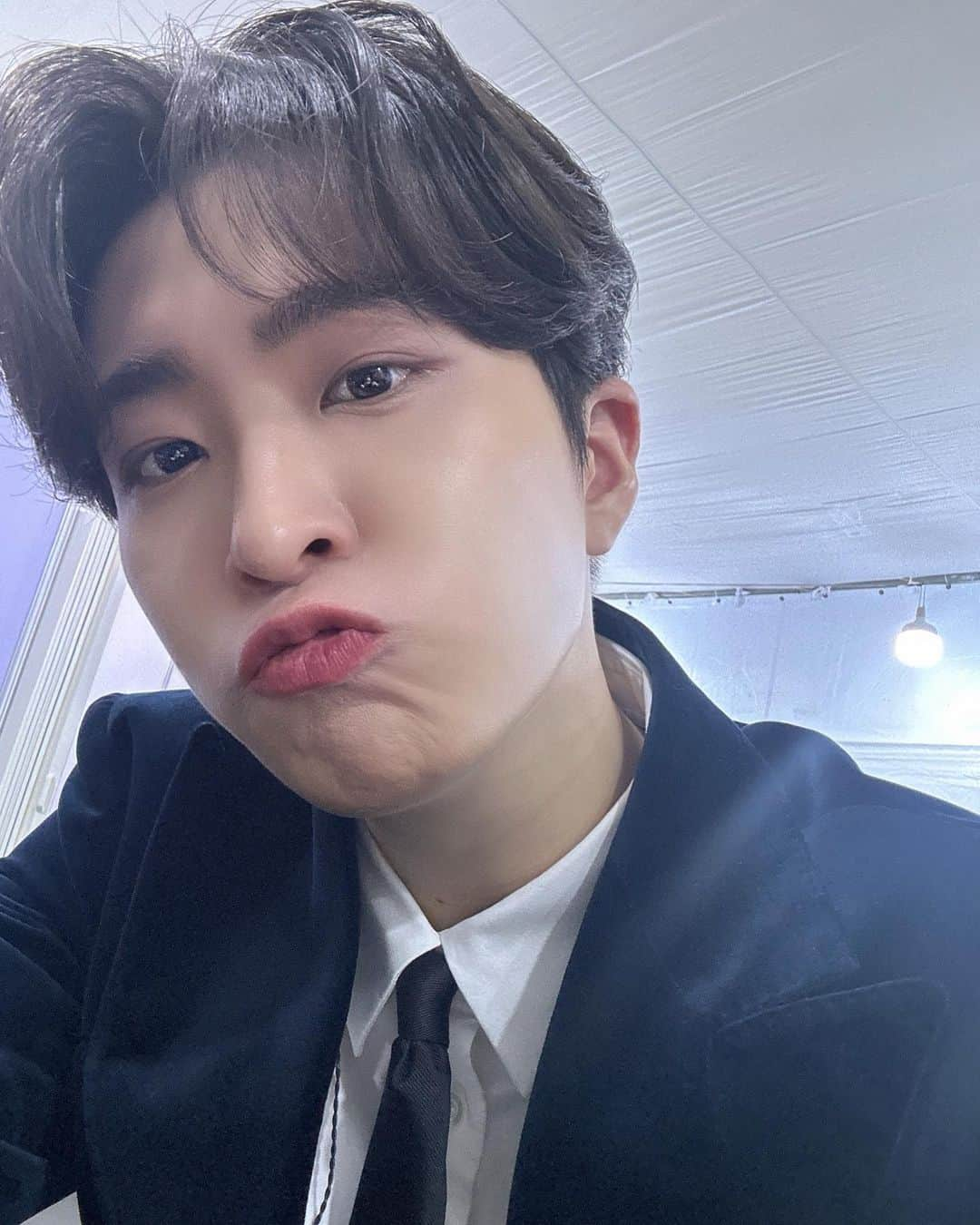 ヨンジェさんのインスタグラム写真 - (ヨンジェInstagram)「고생했다 영재야  Thanks IGOT7💚 #DoIt #YOUNGJAE」11月20日 3時07分 - 333cyj333