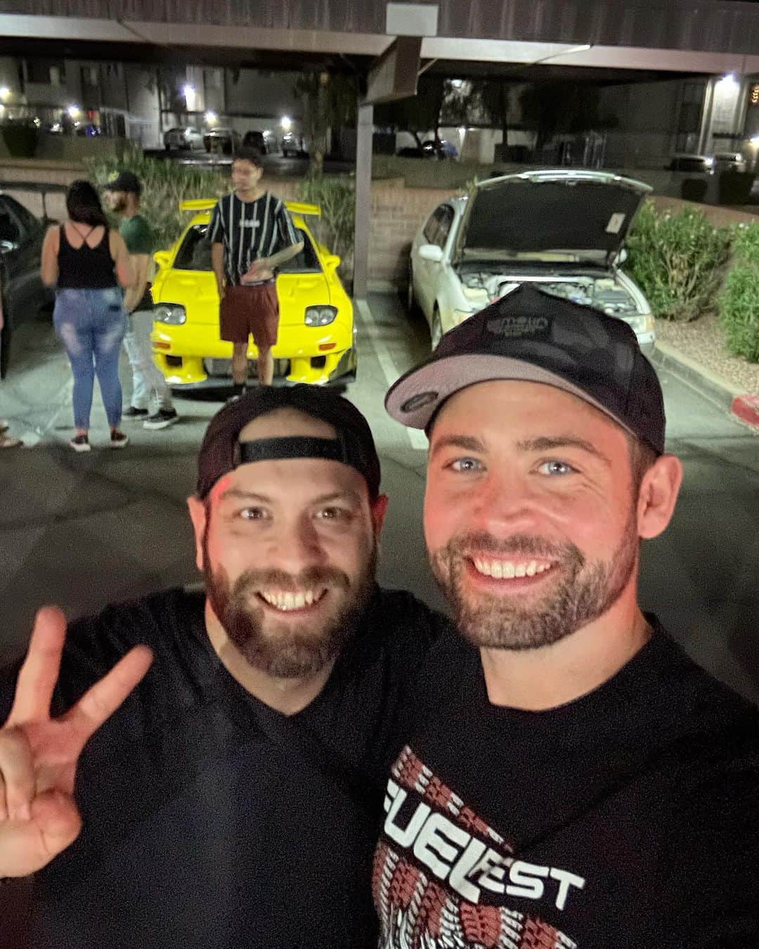 コーディー・ウォーカーさんのインスタグラム写真 - (コーディー・ウォーカーInstagram)「Thanks to all who came out to support the @reachoutww @fuelfest “Park and Chill” to raise toys for @gilbertpolice Blue Line of Love Toy drive. I posted about it only 5 days before and  wasn’t sure what the turn out would be 🤷‍♂️…. But you all showed up and we took over the entire parking lot!!! Blown away, thanks for the support 👊👊👊 ❤️」11月20日 3時29分 - codybwalker