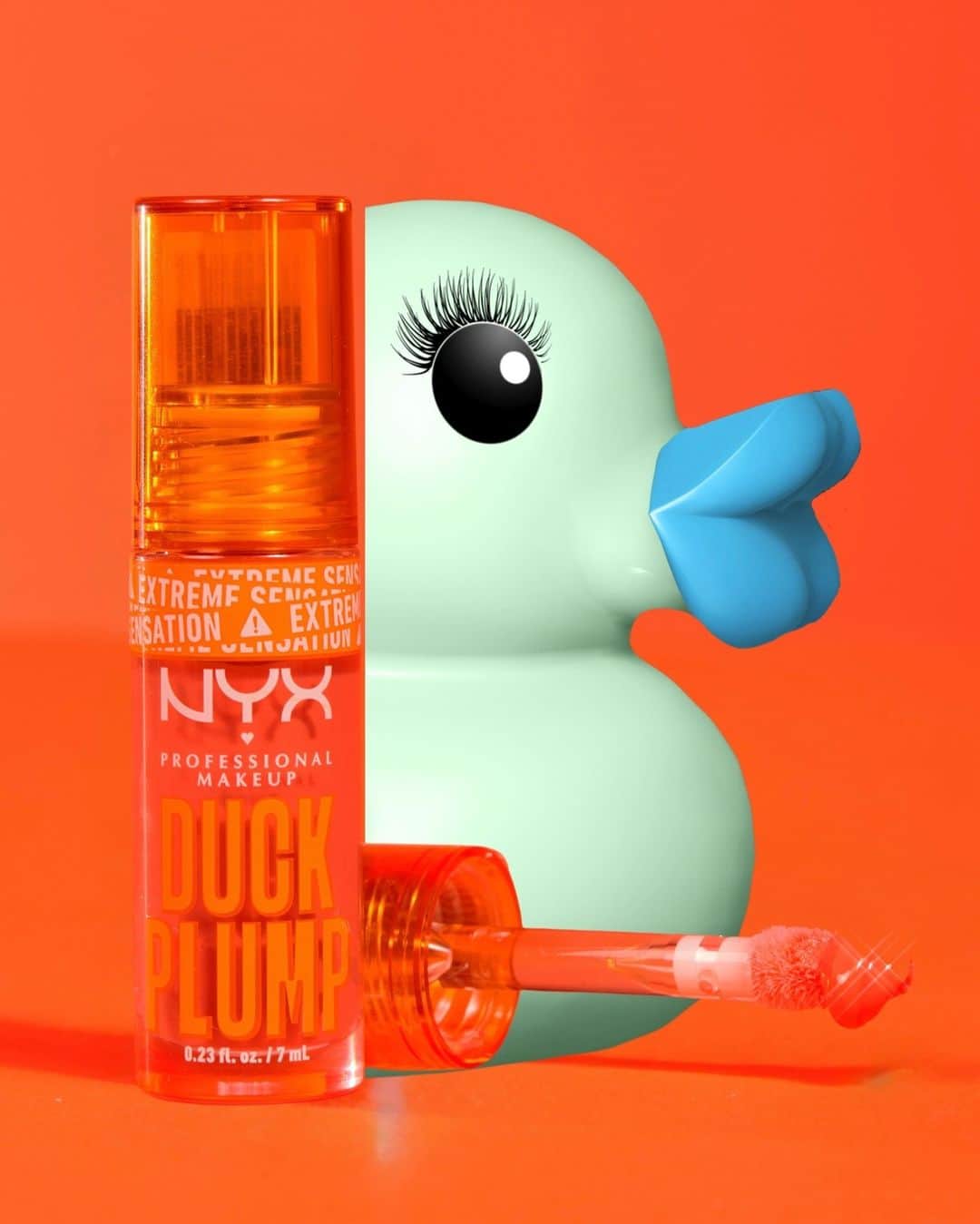 NYX Cosmeticsのインスタグラム：「IT'S ALL ABOUT THE PLUMP. 💄  Get yours NOW @ nyxcosmetics.com 🛒  • #DUCKPLUMP #nyxcosmetics #nyxprofessionalmakeup #crueltyfree #veganformula」
