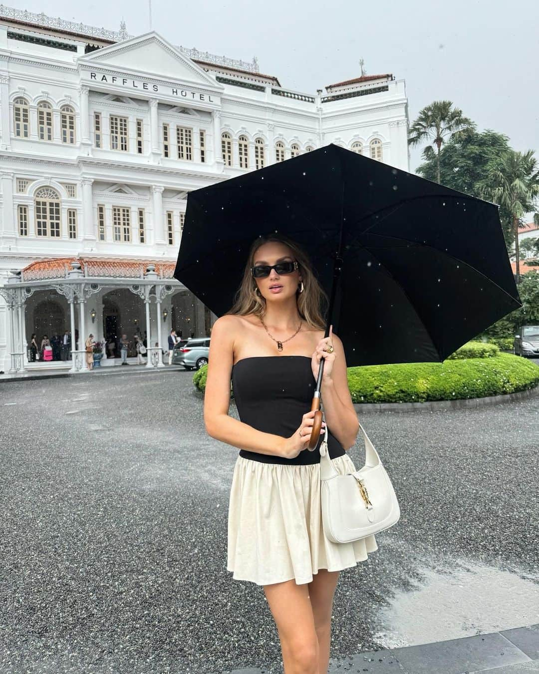 ロミー・ストリドさんのインスタグラム写真 - (ロミー・ストリドInstagram)「Rainy day in Singapore 🤍」11月20日 3時33分 - romeestrijd