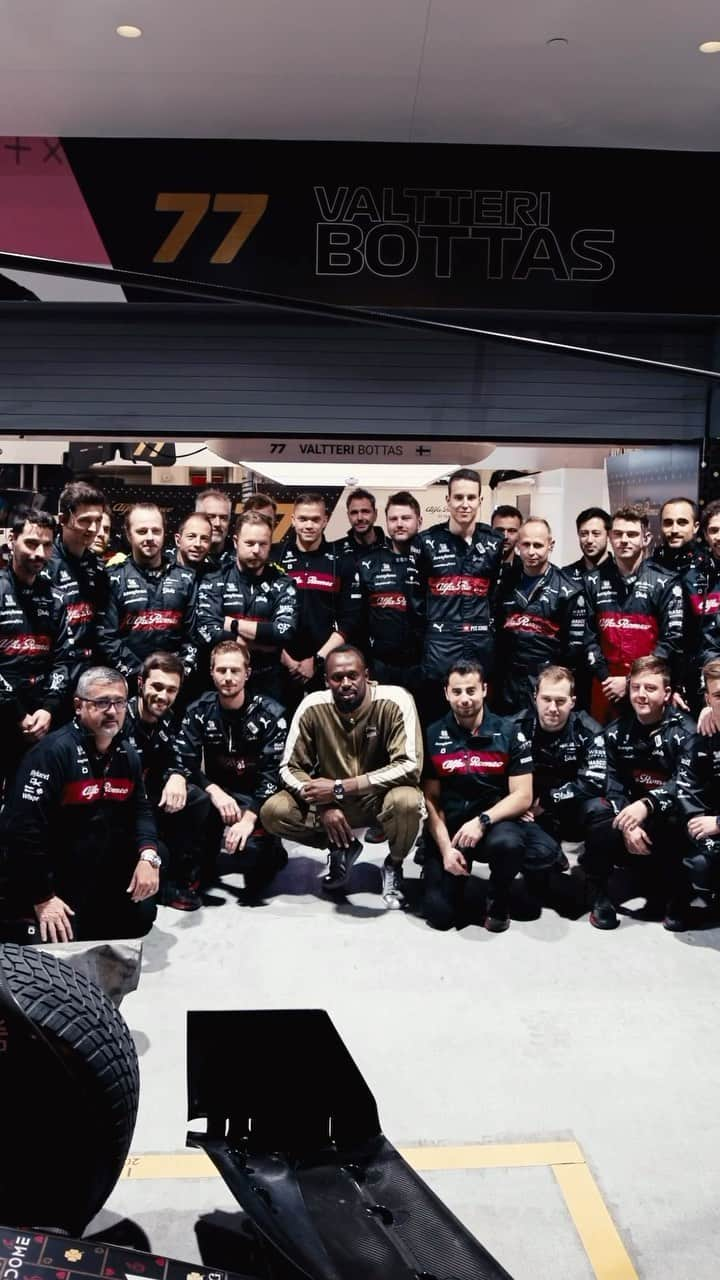 ウサイン・ボルトのインスタグラム：「Pitcrew probation passed ✅🫡 @f1lasvegas」