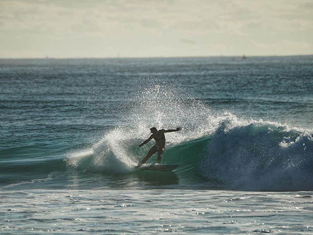 コートニー・コンローグさんのインスタグラム写真 - (コートニー・コンローグInstagram)「Almost Beach break and bikini time 😝」11月20日 4時19分 - courtneyconlogue