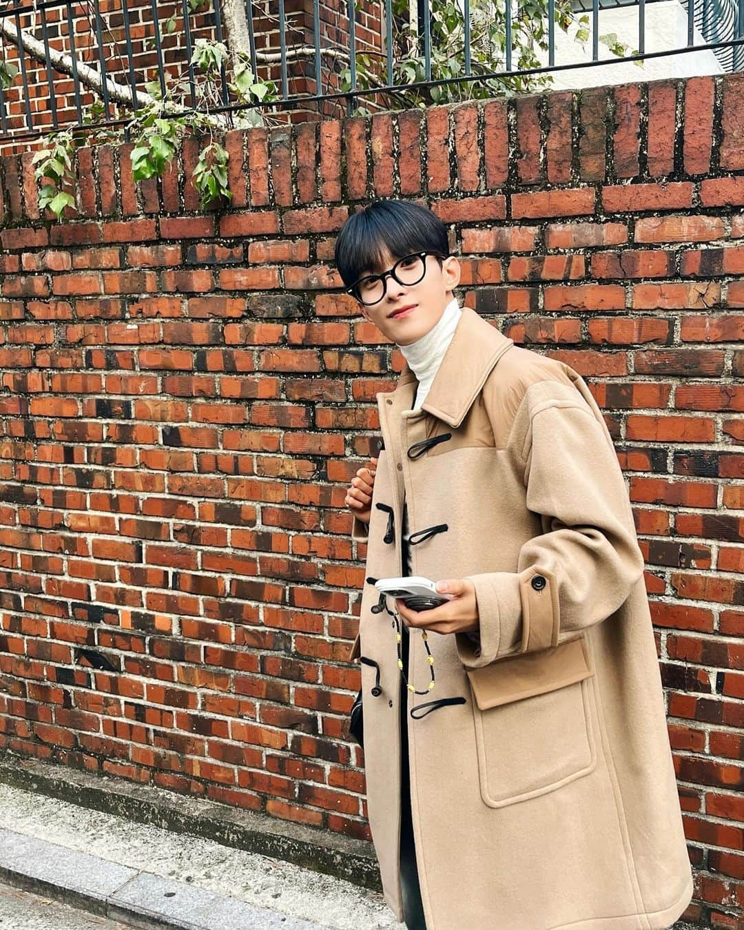 ドギョムさんのインスタグラム写真 - (ドギョムInstagram)「🤓🤎」11月20日 16時14分 - dk_is_dokyeom