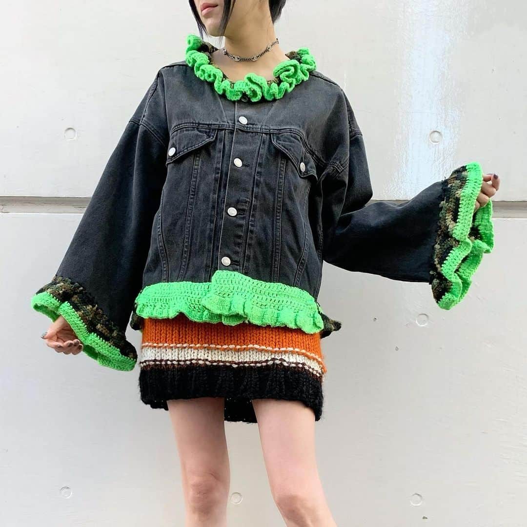 birthdeathのインスタグラム：「New Arrivals  80's Hand knit trim denim jacket  90’s Hand knit mini skirt  #birthdeath #vintage」