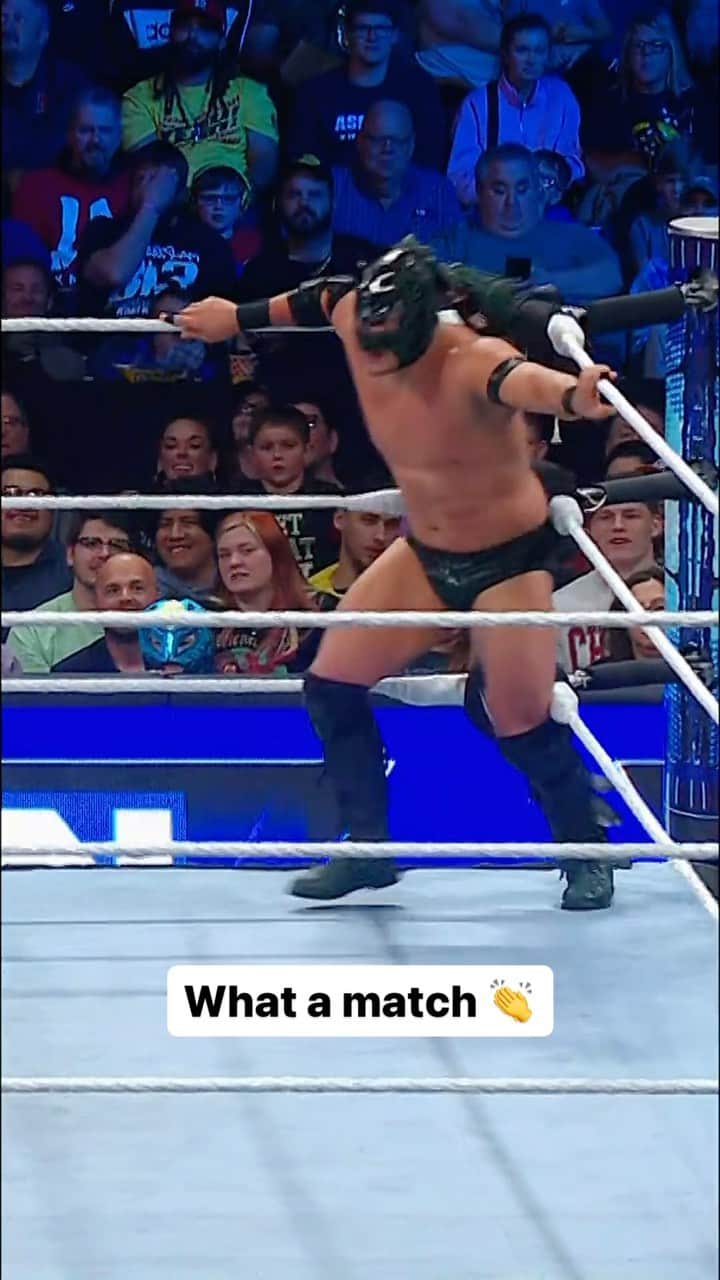 WWEのインスタグラム：「@dragonlee95oficial was pulling out all the stops 😳」