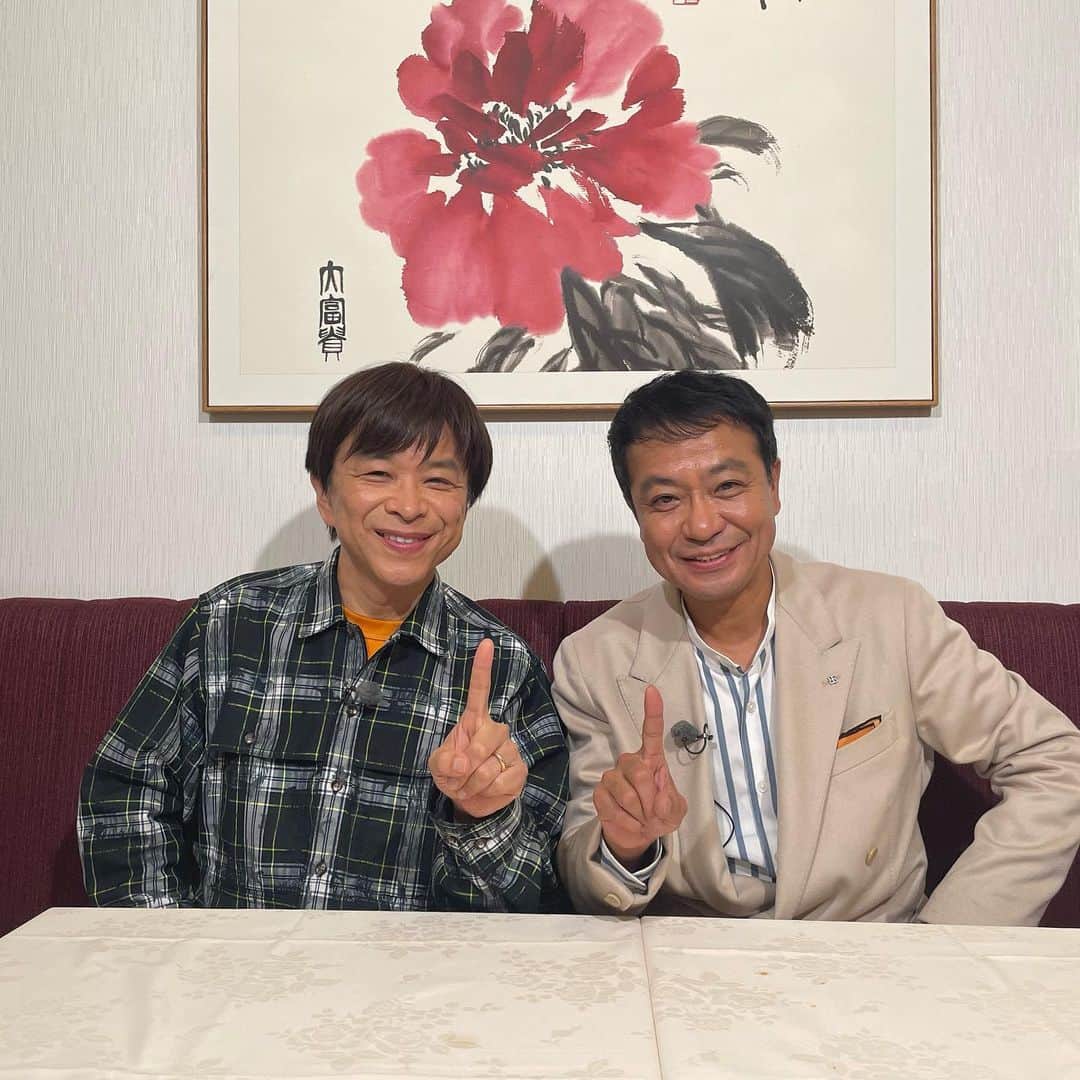 中山秀征のインスタグラム：「本日はこのあとの「Day Day.」出演します！ 武田さんと一緒に西麻布のラーメン店へ行ってきました😊  #日本テレビ #dayday」