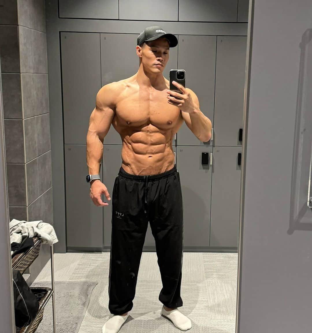 田口純平のインスタグラム：「Good morning🌞  みんな沢山コメントありがとう！ この1週間やりきれます  👍」