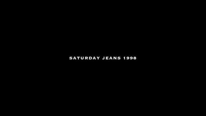 サイラスのインスタグラム：「【SATURDAY JEANS 1998】  ブランド創業時の定番アイテムであるSATURDAY DENIM を“ MAIDE IN JAPAN ”で復刻。クラフツマンシップの頂点を極める日本のものづくり。  WEBSTORE califにて予約受付中  #silas #silasandmaria #サイラス #ストリート#ロンドンストリート #ストリートファッション #メンズファッション #新作 #madeinjapan #SATURDAYJEANS #サタデージーンズ」