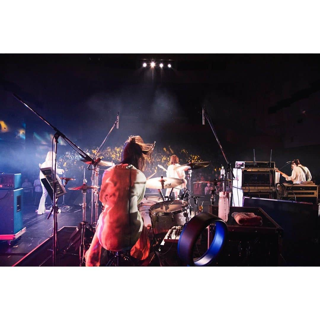 SCANDALさんのインスタグラム写真 - (SCANDALInstagram)「2023.11.19 "OSAKA DREAM LIVE 2023 -autumn-" at グランキューブ大阪  1.瞬間センチメンタル 2.テイクミーアウト 3.ハイライトの中で僕らずっと 4.夜明けの流星群 5.Tonight 6.SCANDAL BABY  Photo by @ninjajon  #scandal #osakadreamlive」11月20日 10時09分 - scandal_band_official