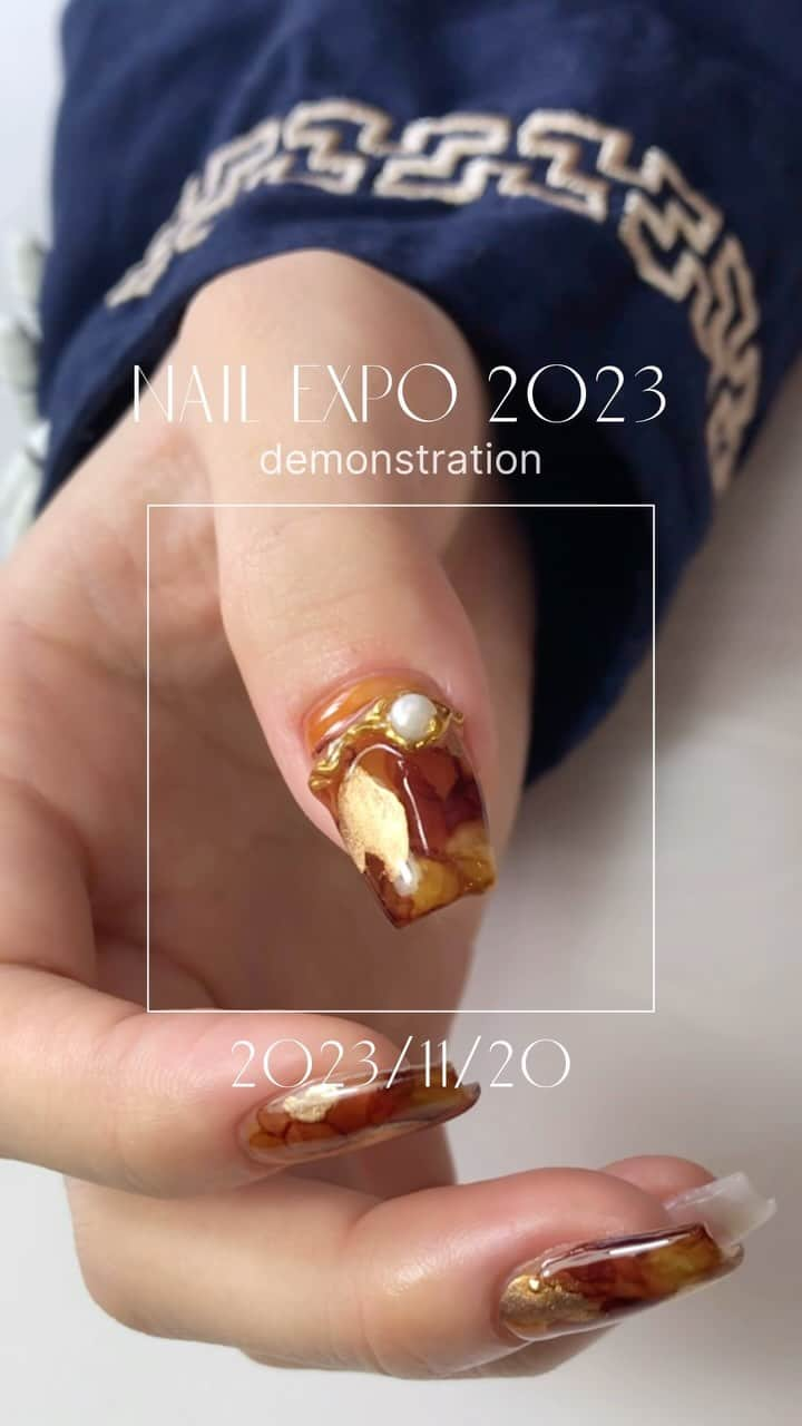 ryo kitamuraのインスタグラム：「NAIL EXPO2023２日目🎄✨  11:45-12:30 aprés ステージ 13:00-14:00 oui nails ステージ 14:45-15:30 MD GEL ステージ 16:45-17:15 MD GEL 一本体験  よろしくお願いします🤍  #nailexpo2023 #naildesign」