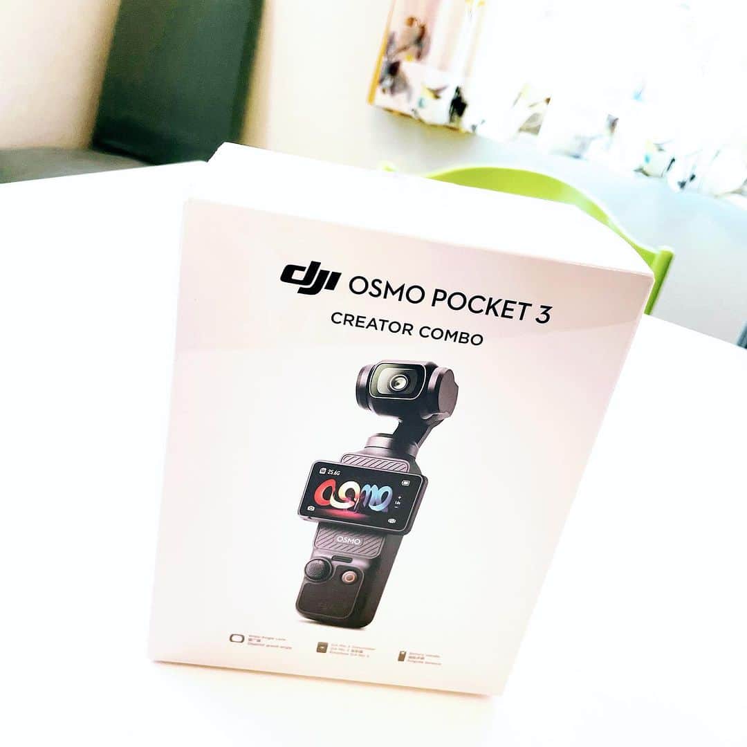 浜田ブリトニーのインスタグラム：「DJIポケット3〜😸  やったね🌟  #djipocket  #djiosmopocket3  #dji  #カメラ #浜田ブリトニー」