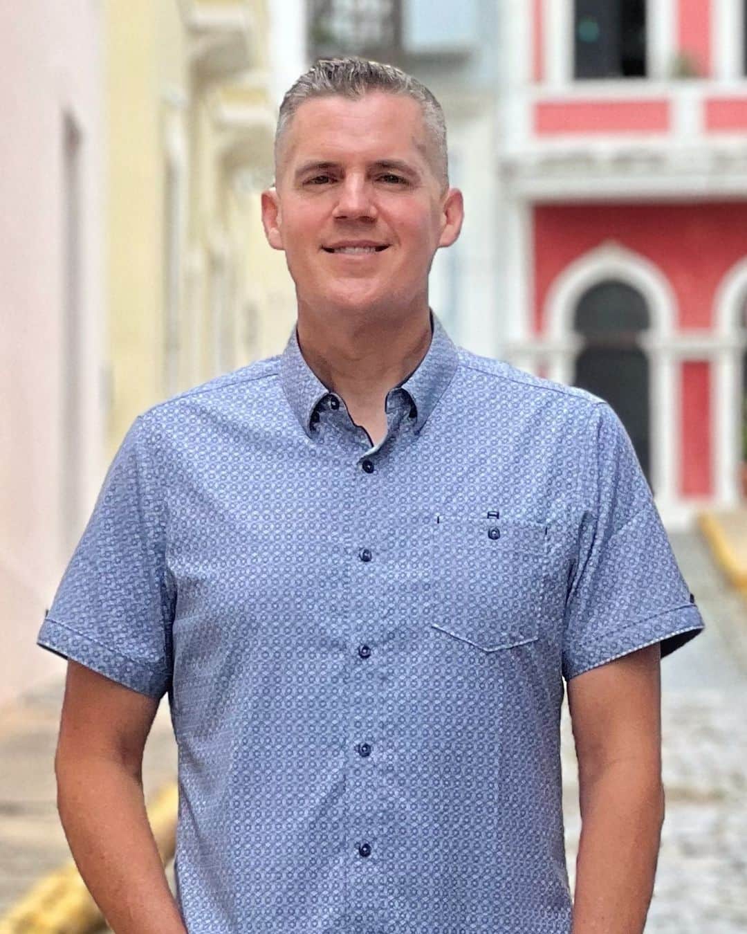 ARIIX Officialのインスタグラム：「Meet Darren Zobrist, our Chief Executive Officer at Partner.Co!⁠ We're thrilled to have Darren as our CEO. His journey embodies his passion for leading high-growth companies that uplift and empower. As CEO, his mission is crystal clear: to inspire people worldwide to live happier, healthier lives.⁠ ⁠ "True success means thinking about others and finding ways to help them succeed too," Zobrist.⁠ ⁠ Follow Darren on Instagram for exclusive insights and updates: @darrenzobrist⁠ Together, we're destined for greatness.🤝 ⁠ ⁠ #BetterTogether #PartnerCo」