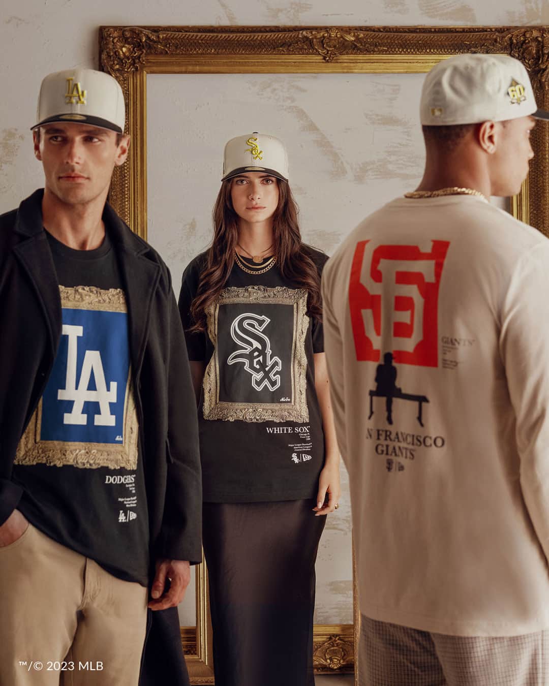 ニューエラ・キャップのインスタグラム：「For the art enthusiasts. Two Tone Stone features headwear and apparel inspired by the marble halls and gilded frames of your favorite museum.」
