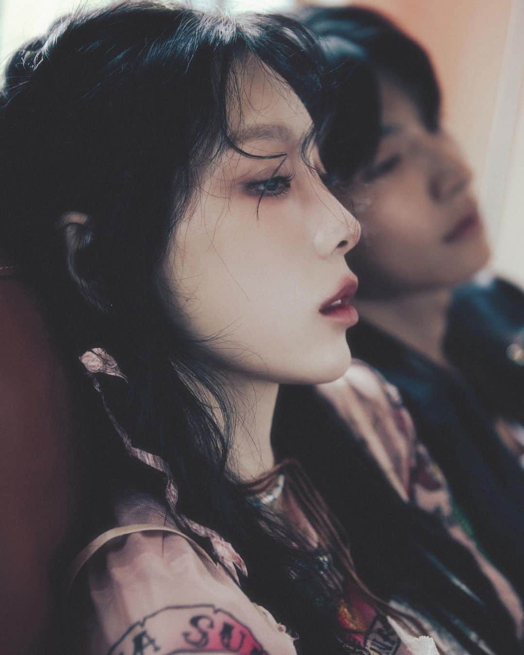 TAEYEONさんのインスタグラム写真 - (TAEYEONInstagram)「TAEYEON 태연 'To. X' ❤️‍🩹  @taeyeon_ss  #태연 #TAEYEON  #ToX #TAEYEONToX」11月21日 0時04分 - taeyeondaisy